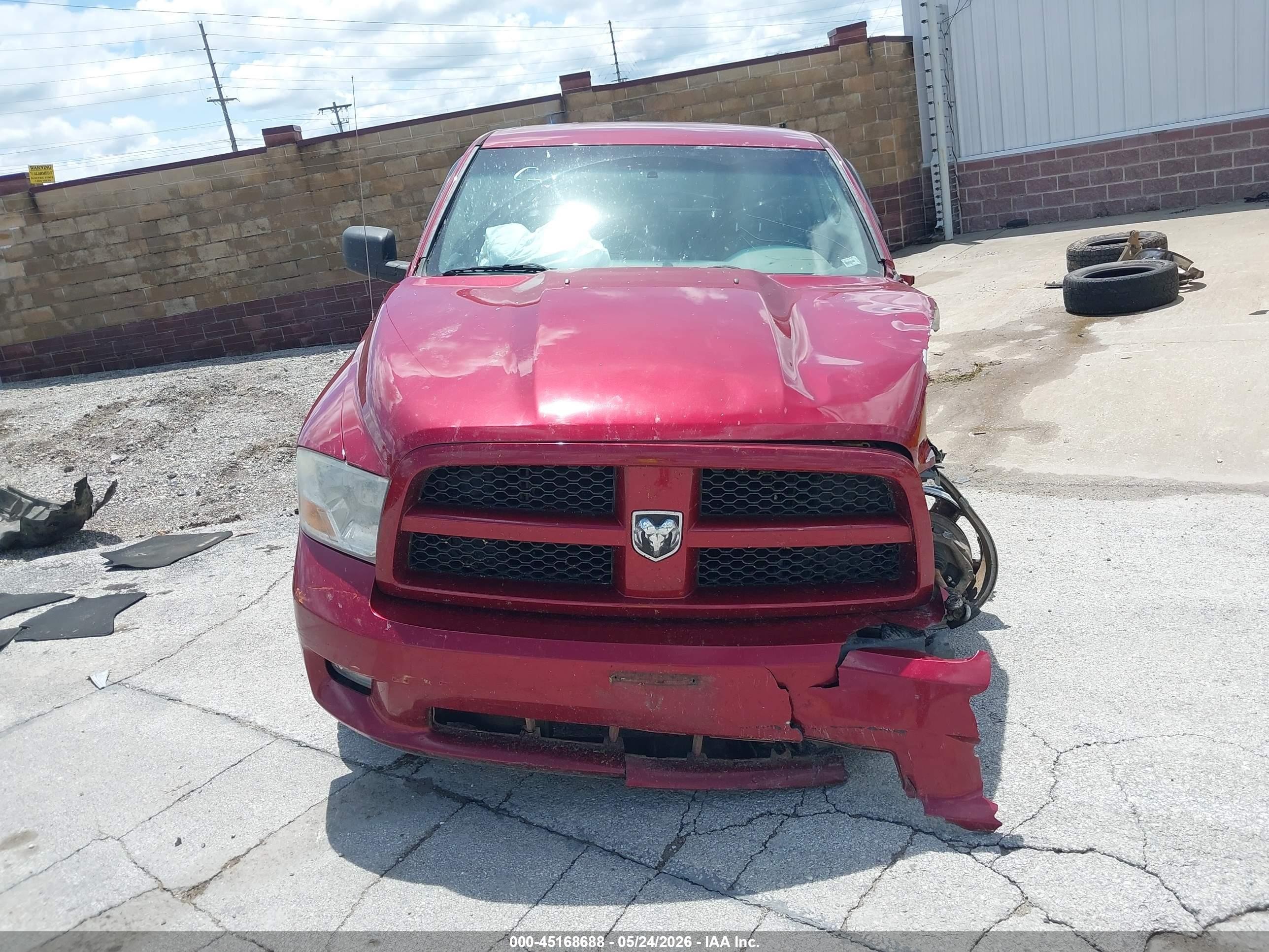 2012 Ram 1500 St Red vin: 1C6RD7FT4CS163675
