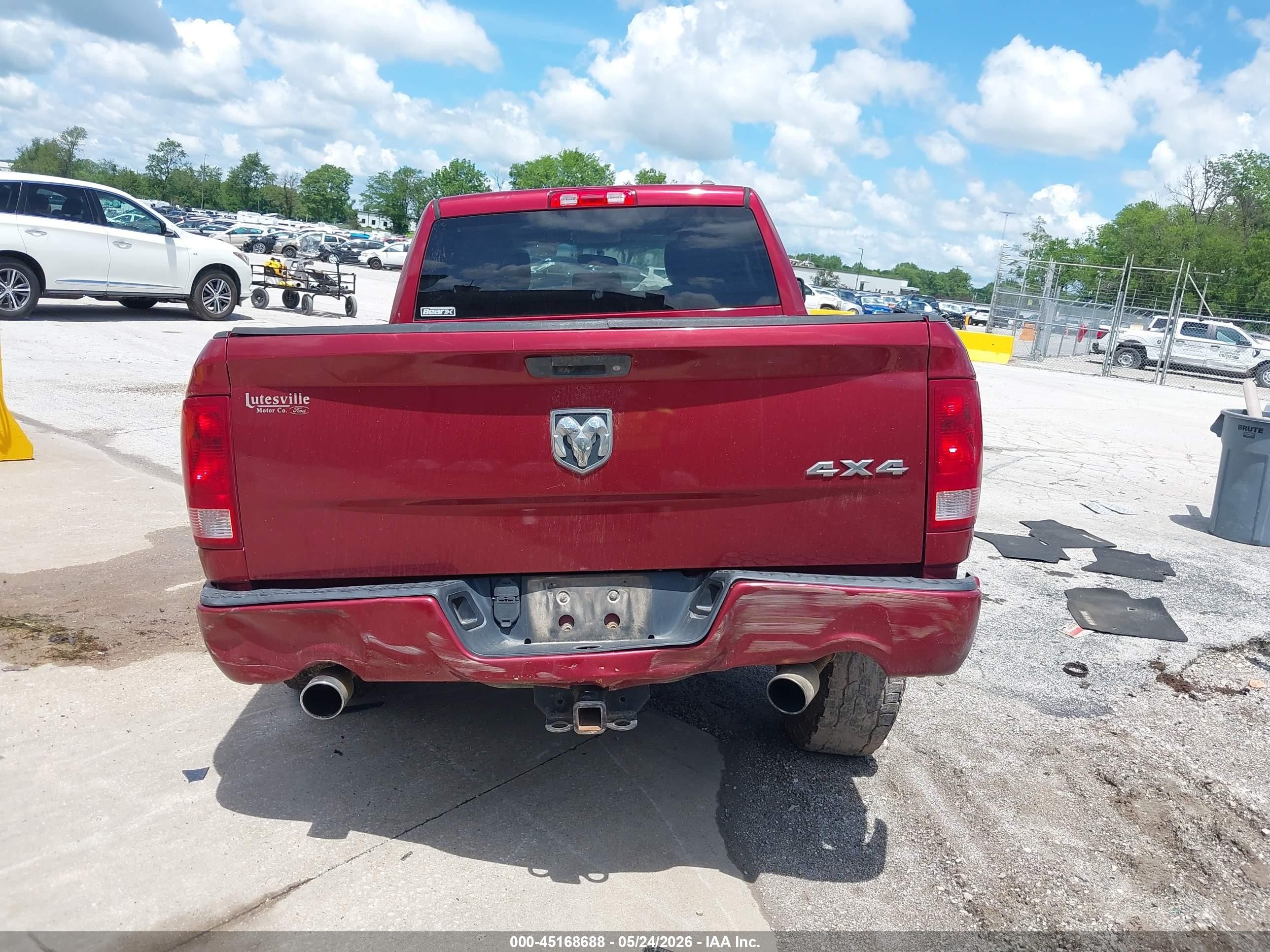 2012 Ram 1500 St Red vin: 1C6RD7FT4CS163675