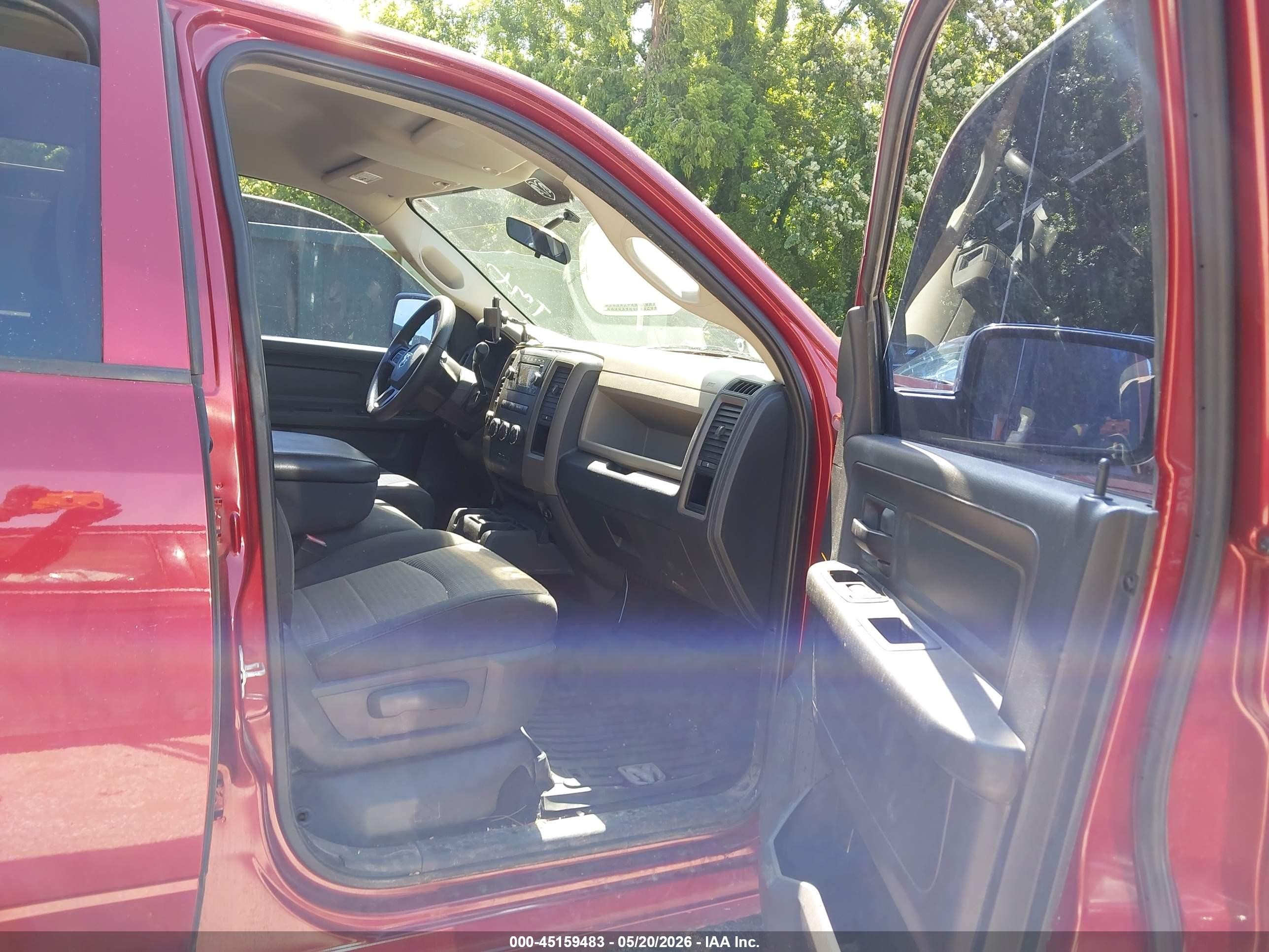 2012 Ram 1500 St Red vin: 1C6RD7FT6CS164875