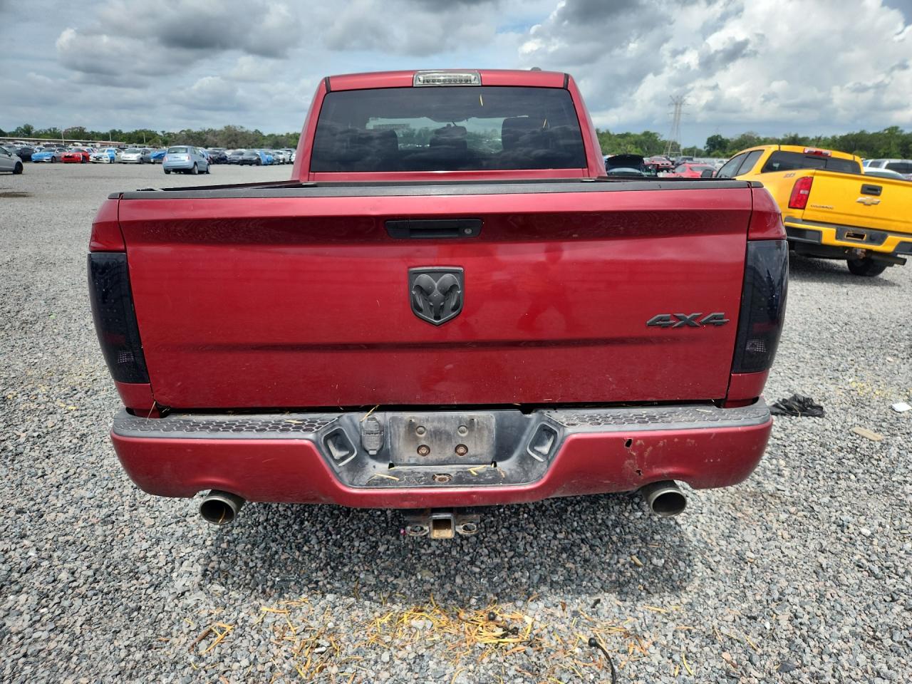 2012 Dodge Ram 1500 St Red vin: 1C6RD7FT9CS218122