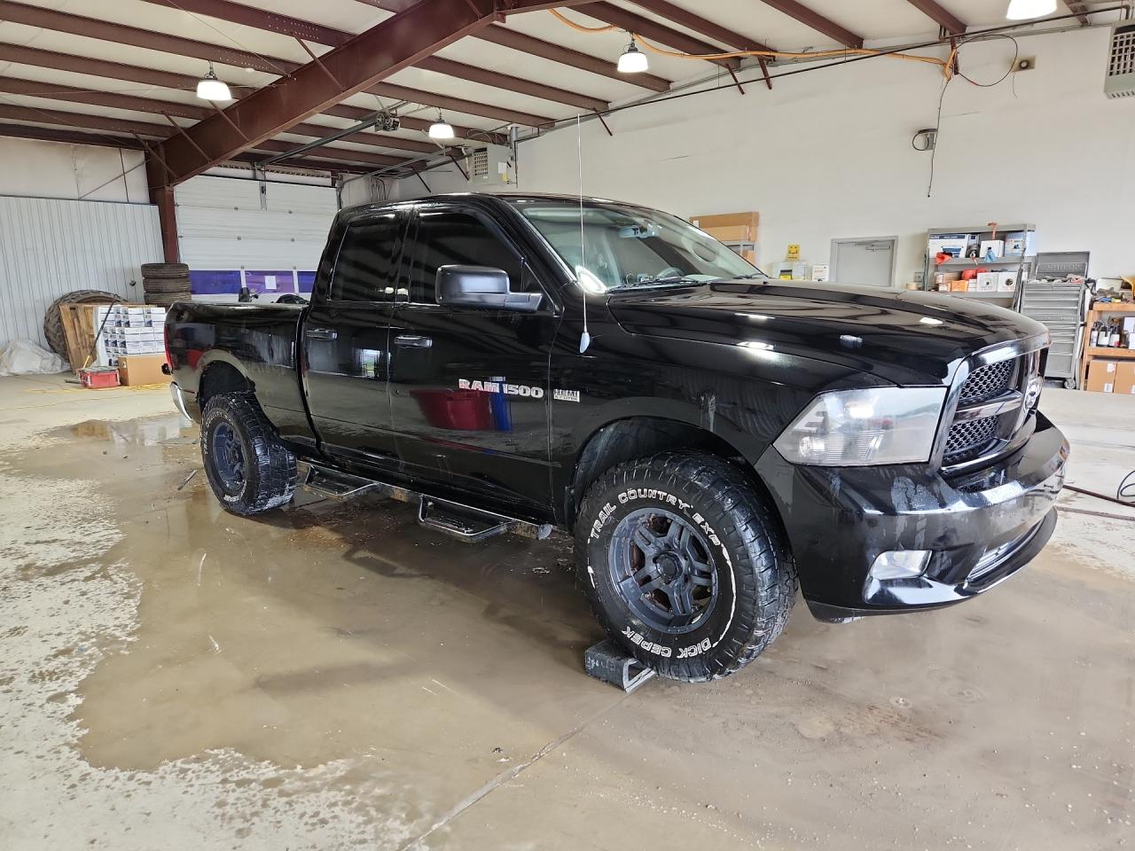 2012 Dodge Ram 1500 St Black vin: 1C6RD7FTXCS343288 Damage: Right Rear Wheel, Aftermarket, Acceptable