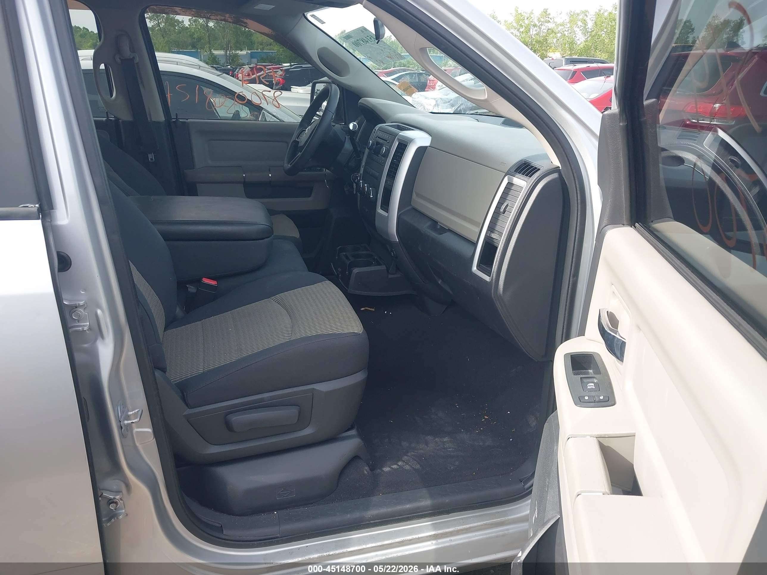 2012 Ram 1500 Slt Silver vin: 1C6RD7GP5CS194578