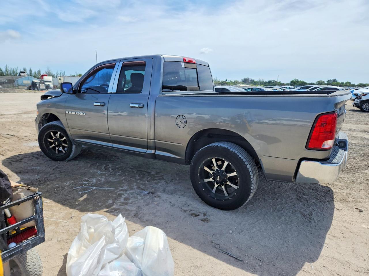 2012 Dodge Ram 1500 Slt Gray vin: 1C6RD7GP5CS220807