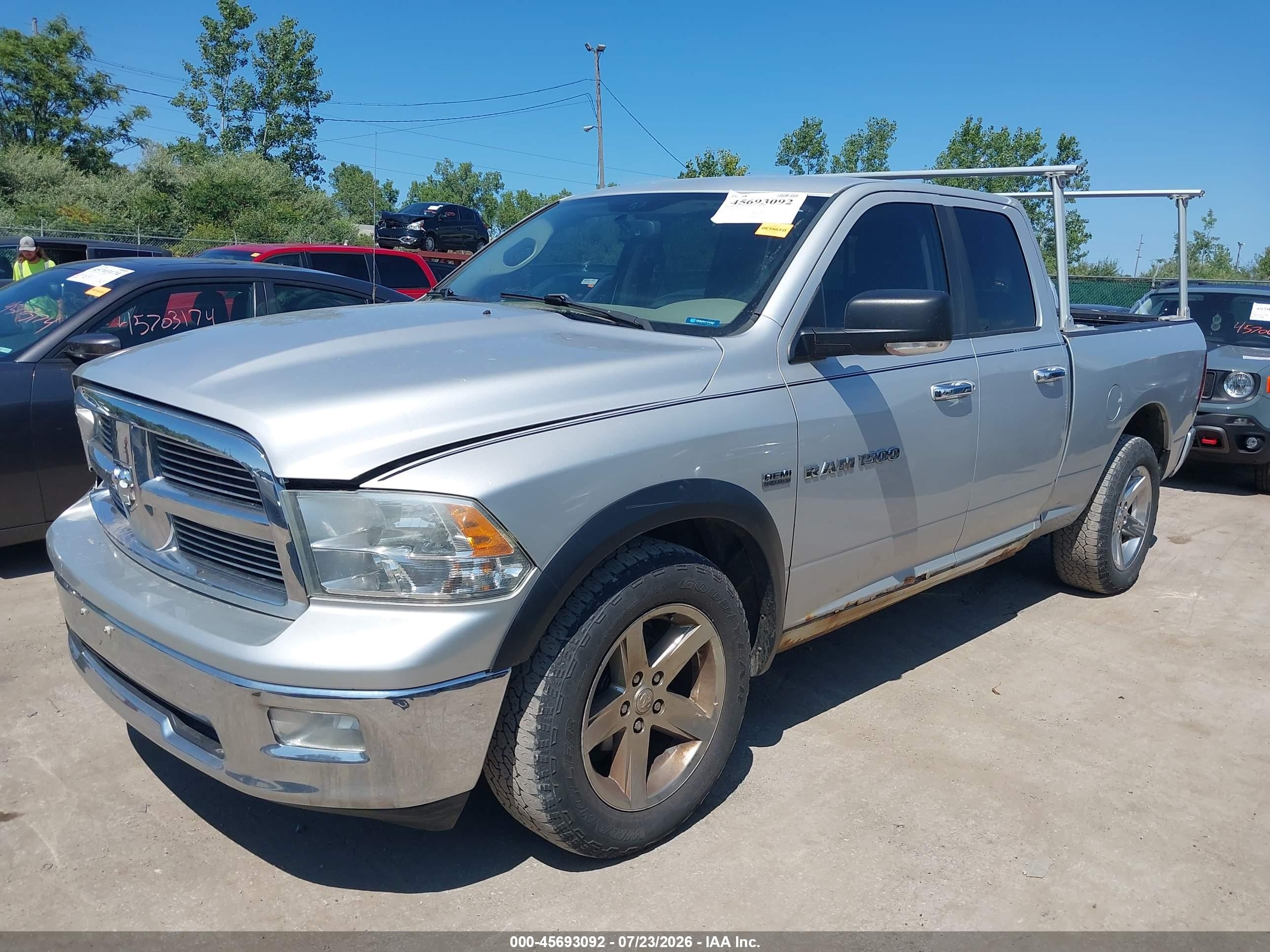 2012 Ram 1500 Slt Silver vin: 1C6RD7GT2CS105935