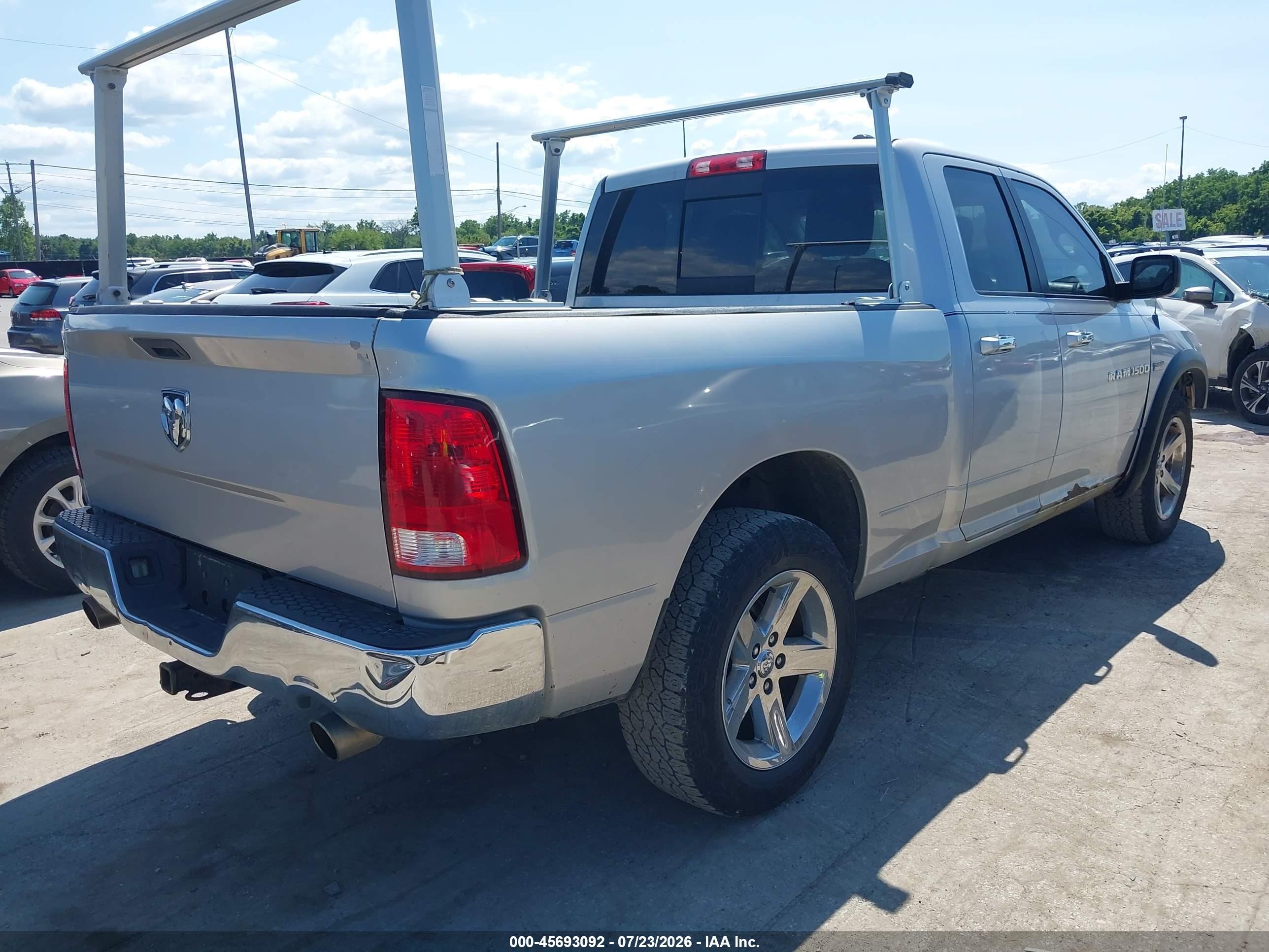 2012 Ram 1500 Slt Silver vin: 1C6RD7GT2CS105935