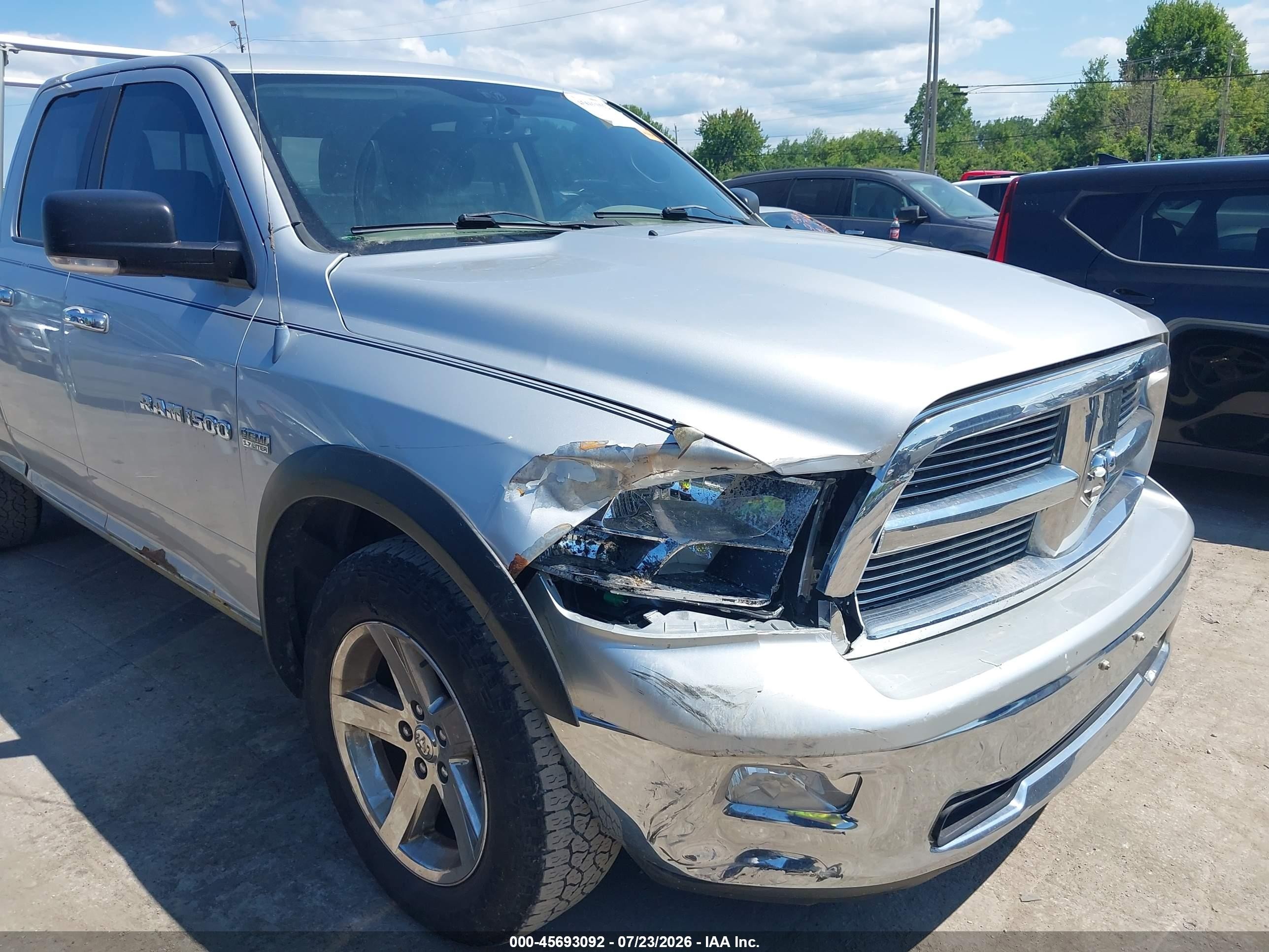 2012 Ram 1500 Slt Silver vin: 1C6RD7GT2CS105935