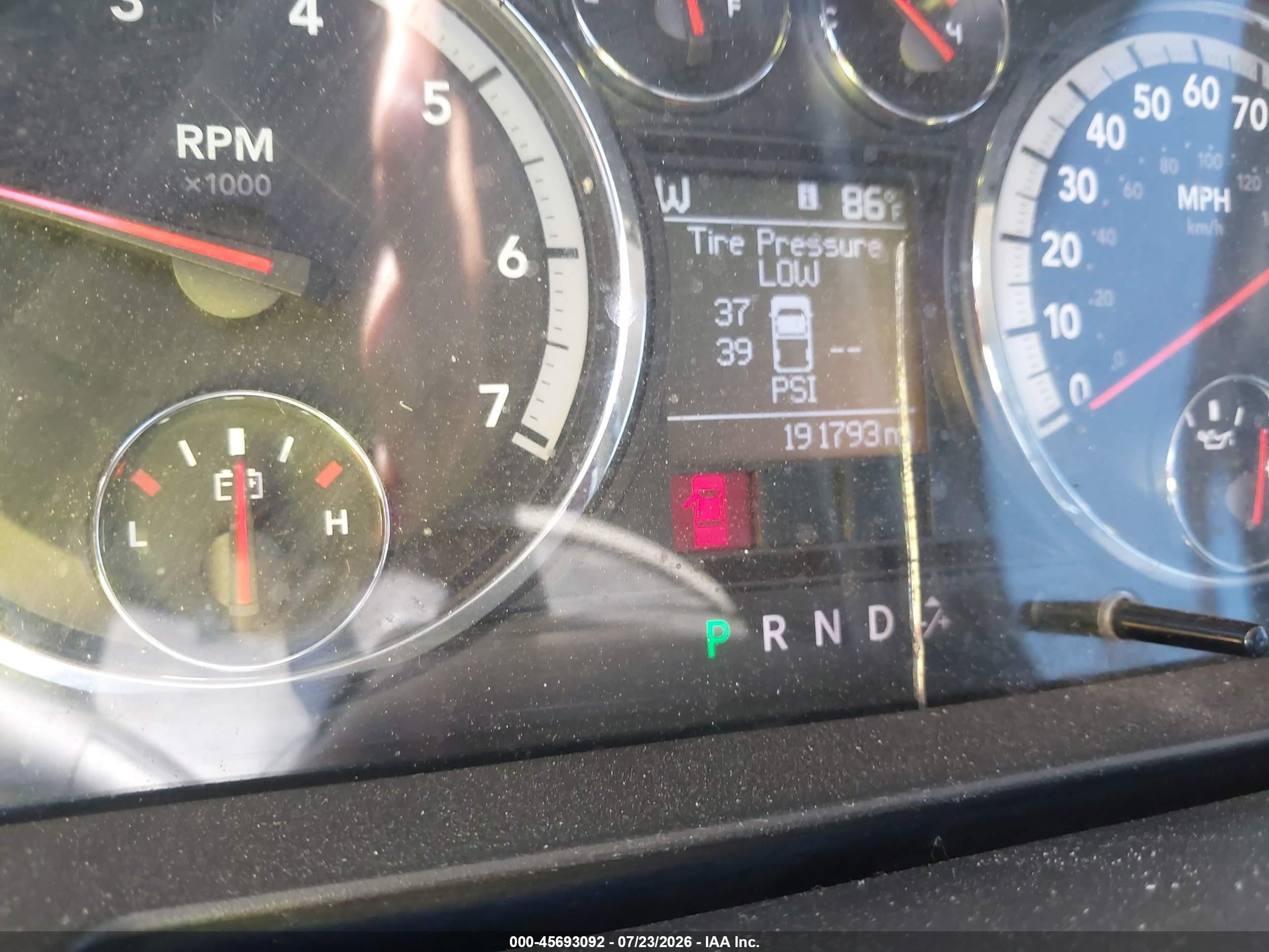2012 Ram 1500 Slt Silver vin: 1C6RD7GT2CS105935