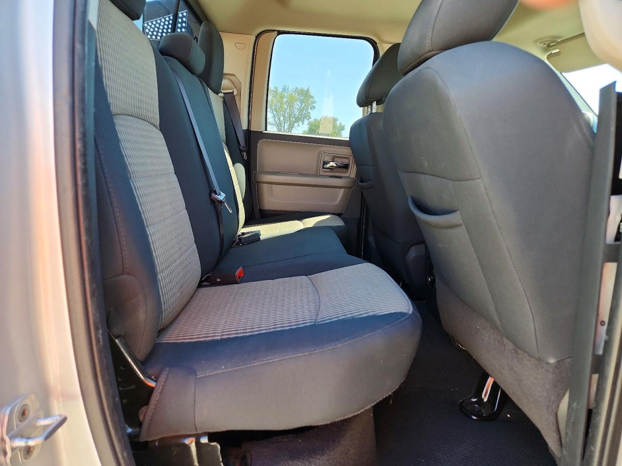 2012 Dodge Ram 1500 Slt Silver vin: 1C6RD7GT5CS146740