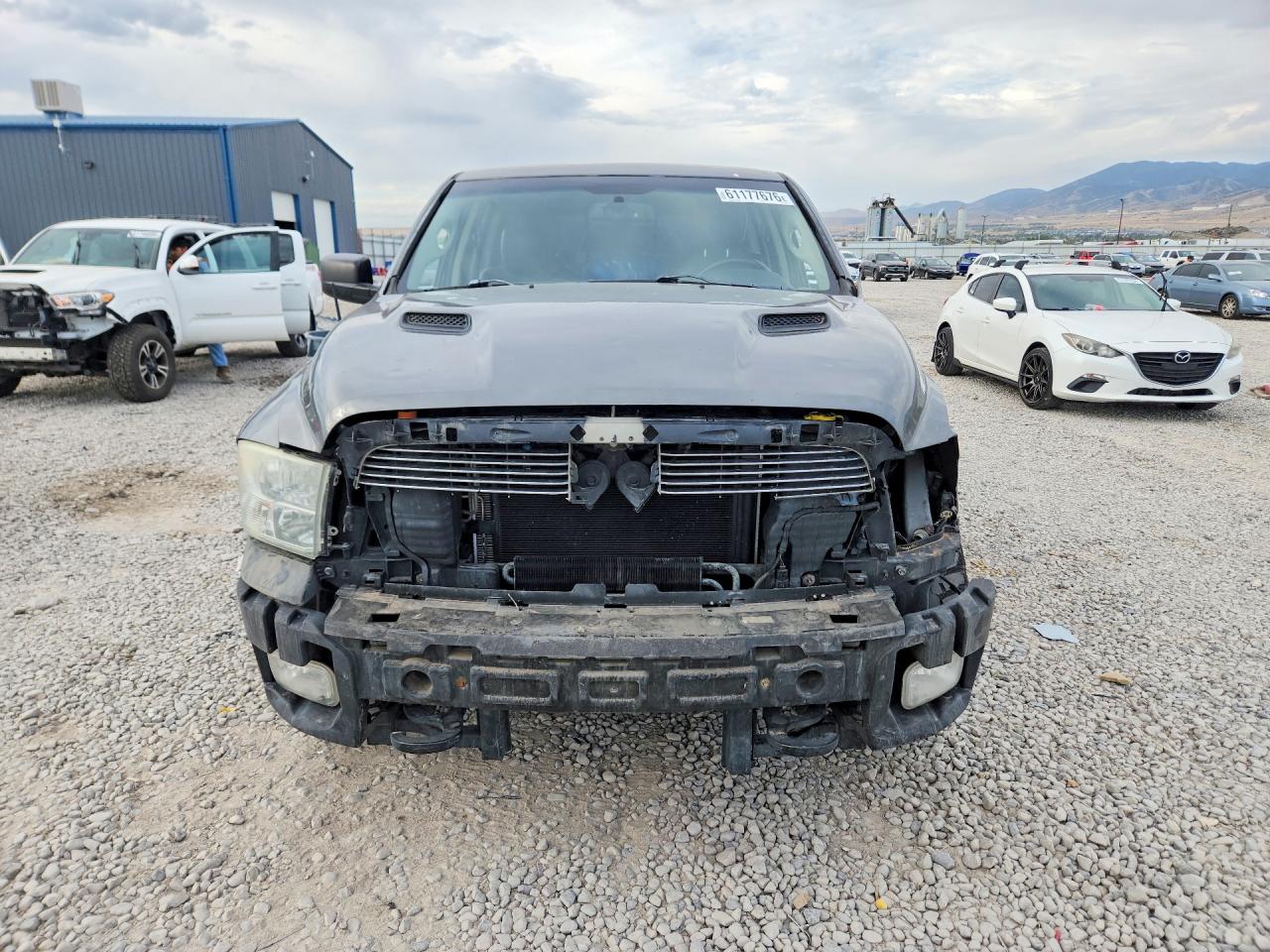 2012 Dodge Ram 1500 Sport Gray vin: 1C6RD7HT6CS262608