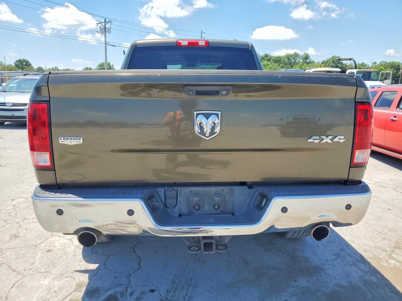 2012 Dodge Ram 1500 Laramie Коричневый vin: 1C6RD7JT2CS231382
