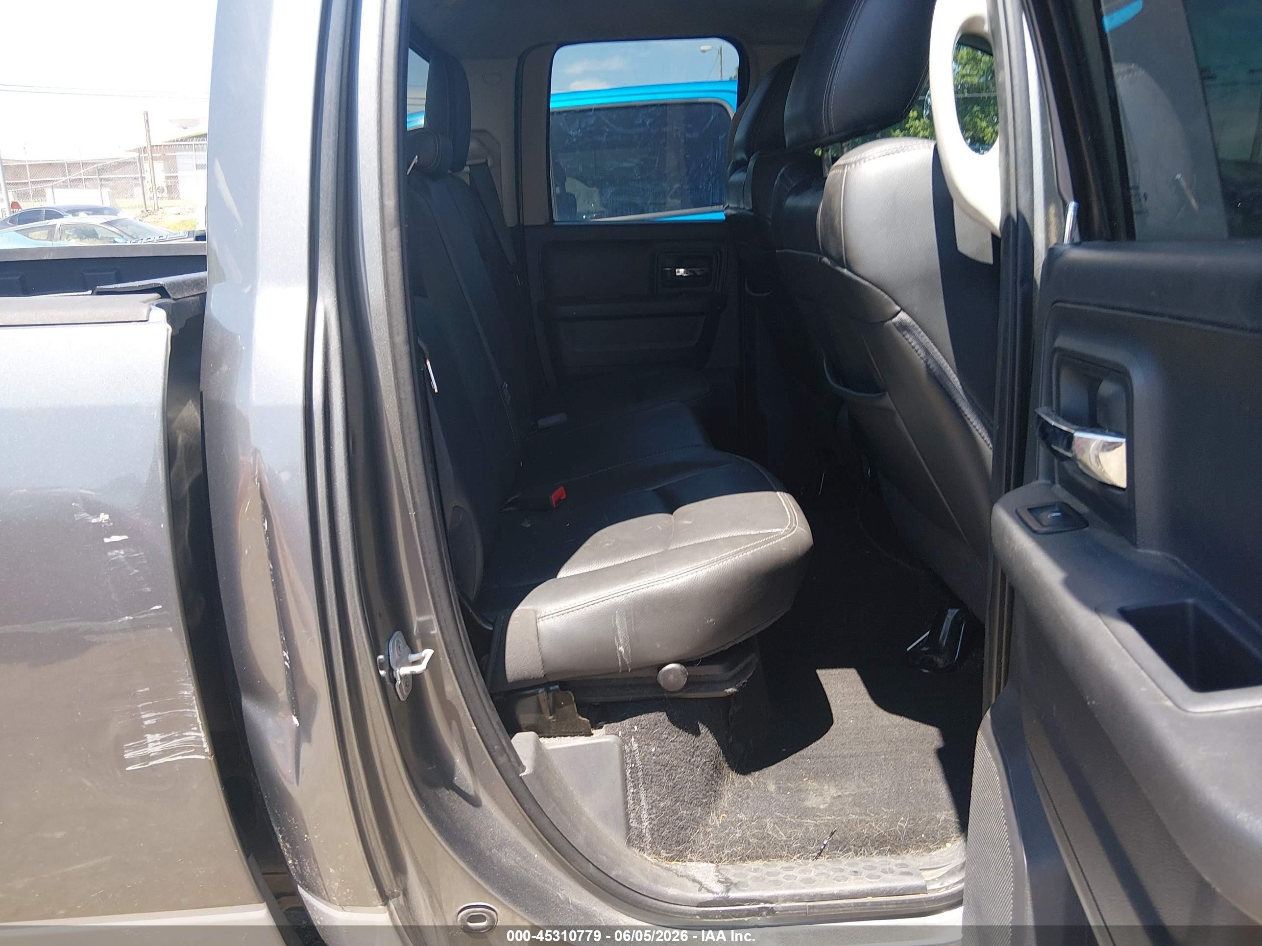 2012 Ram 1500 Laramie Gray vin: 1C6RD7JT7CS285812