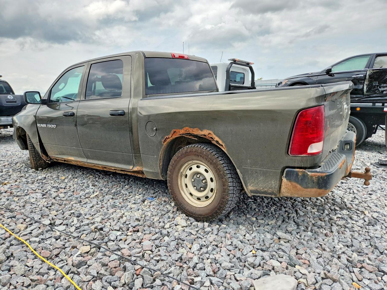 2012 Dodge Ram 1500 St Зеленый vin: 1C6RD7KP3CS178211