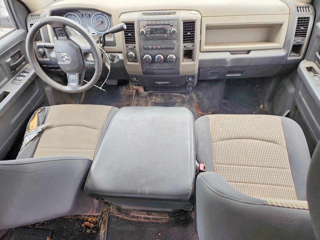 2012 Dodge Ram 1500 St Зеленый vin: 1C6RD7KP3CS178211