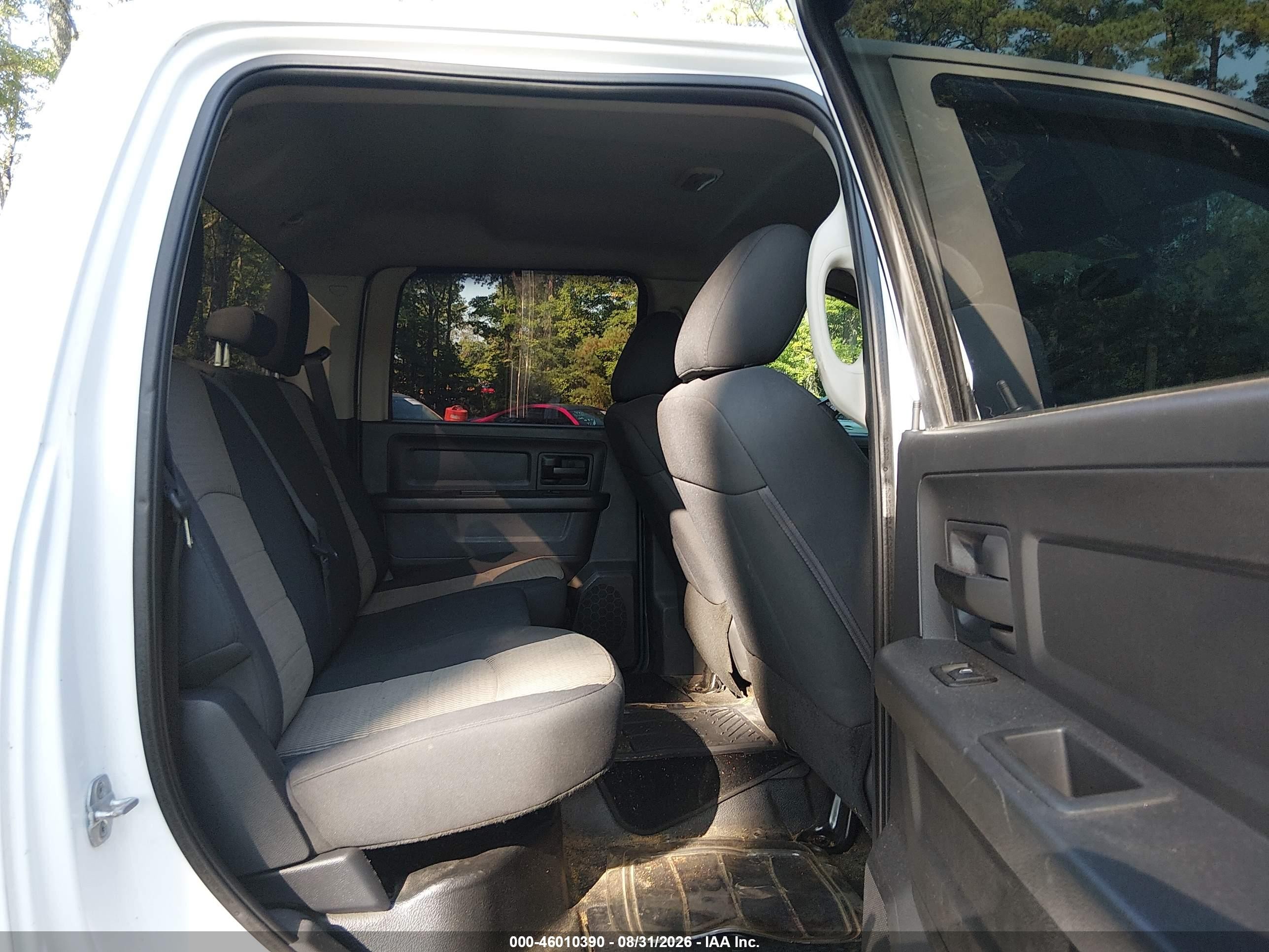 2012 Ram 1500 Tradesman White vin: 1C6RD7KP7CS289215