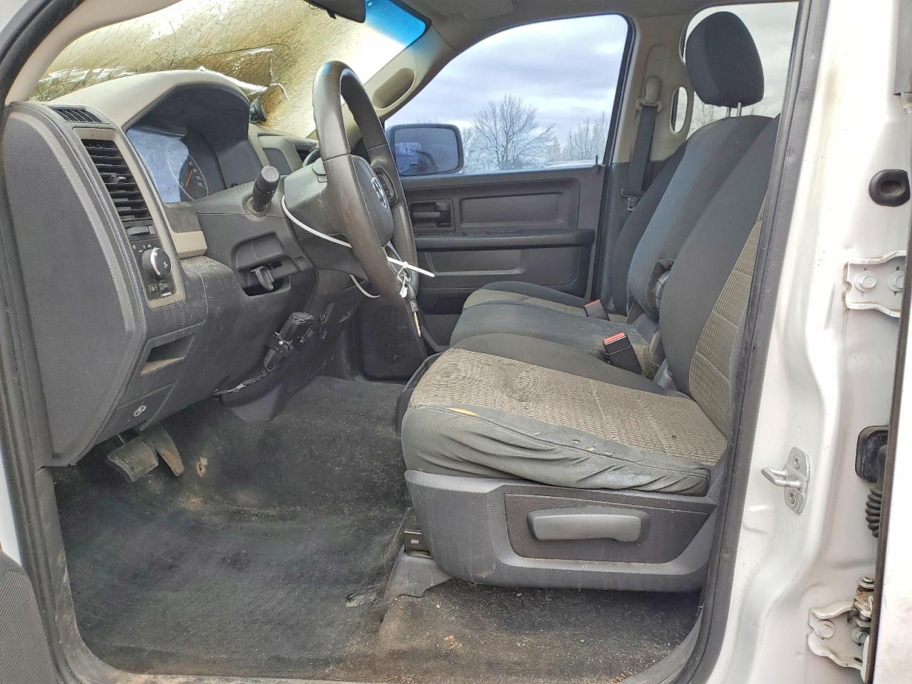 2012 Dodge Ram 1500 St White vin: 1C6RD7KT1CS185431