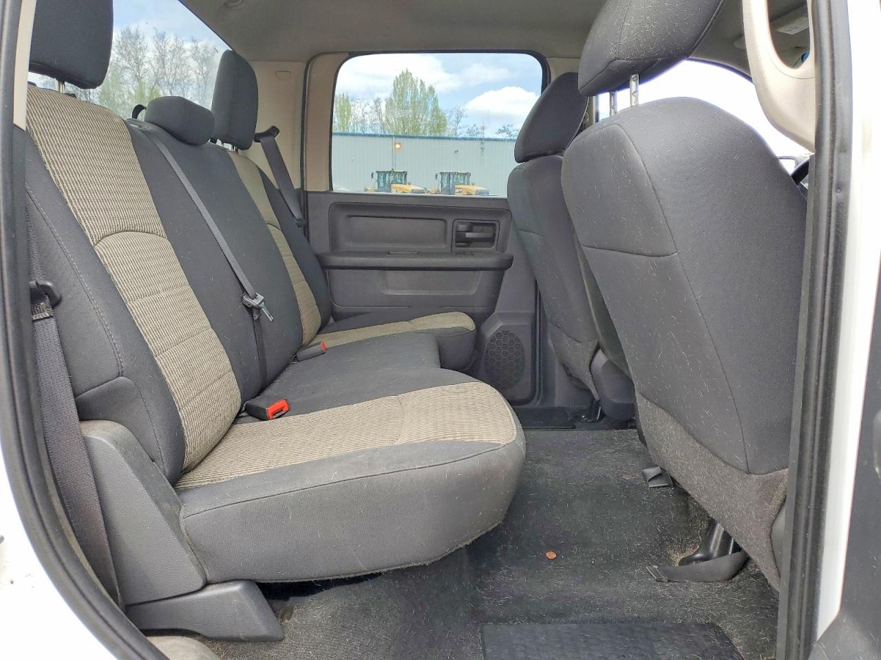 2012 Dodge Ram 1500 St White vin: 1C6RD7KT1CS185431