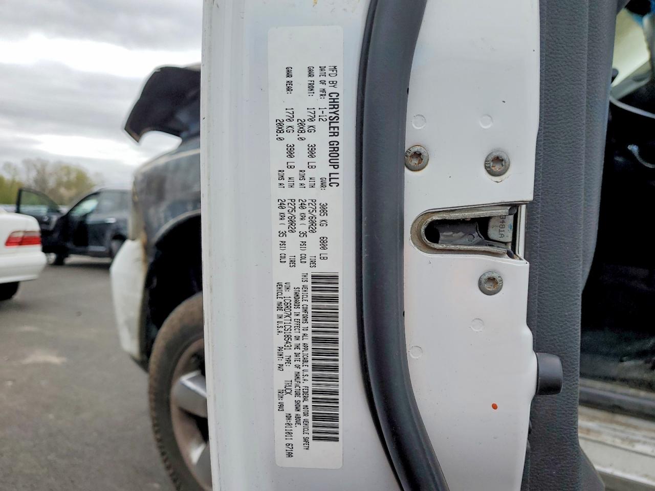 2012 Dodge Ram 1500 St White vin: 1C6RD7KT1CS185431