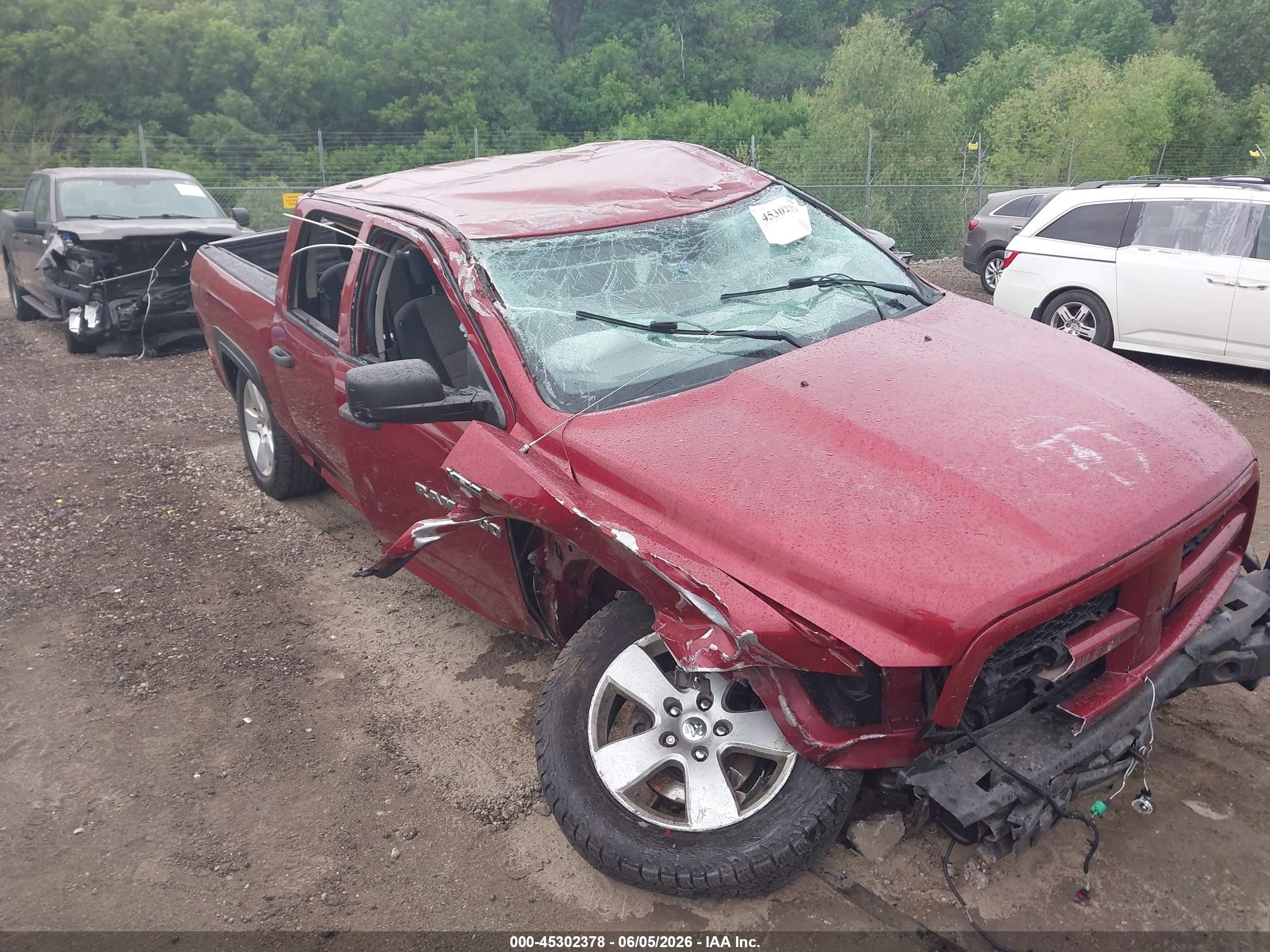 2012 Ram 1500 St Red vin: 1C6RD7KT2CS344229