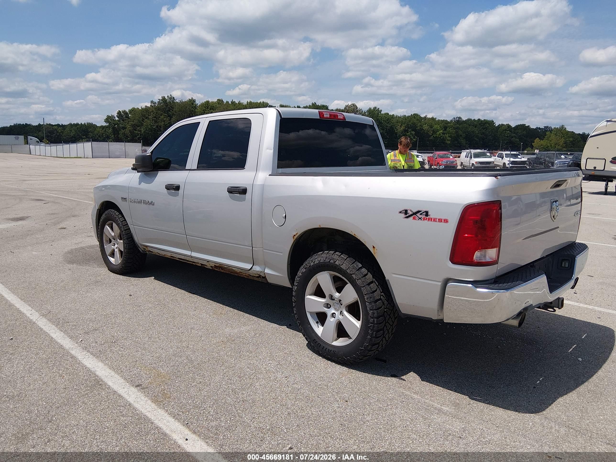 2012 Ram 1500 St Silver vin: 1C6RD7KT6CS185991