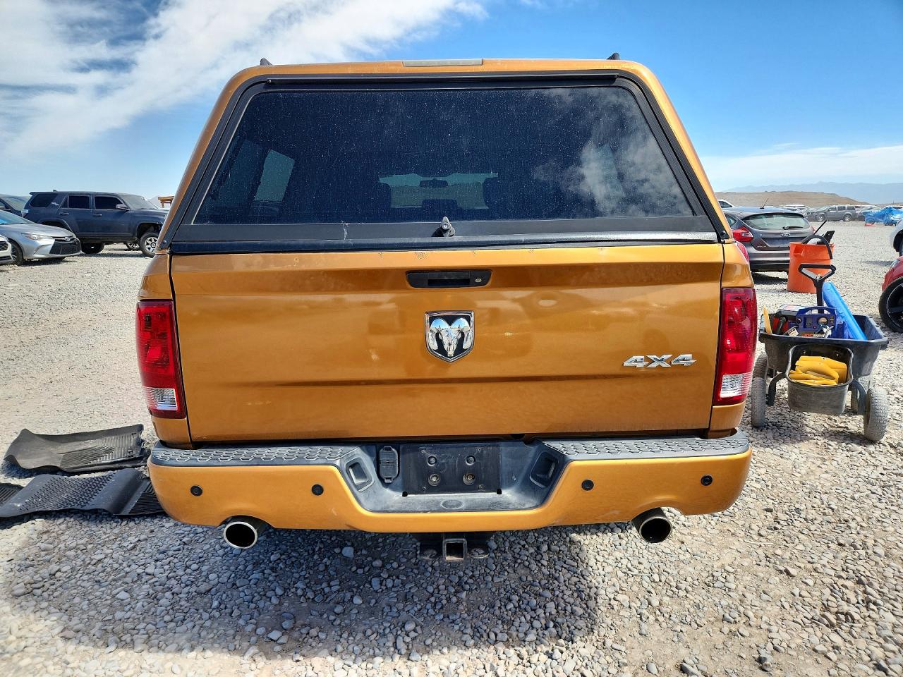 2012 Dodge Ram 1500 St Orange vin: 1C6RD7KT6CS284116