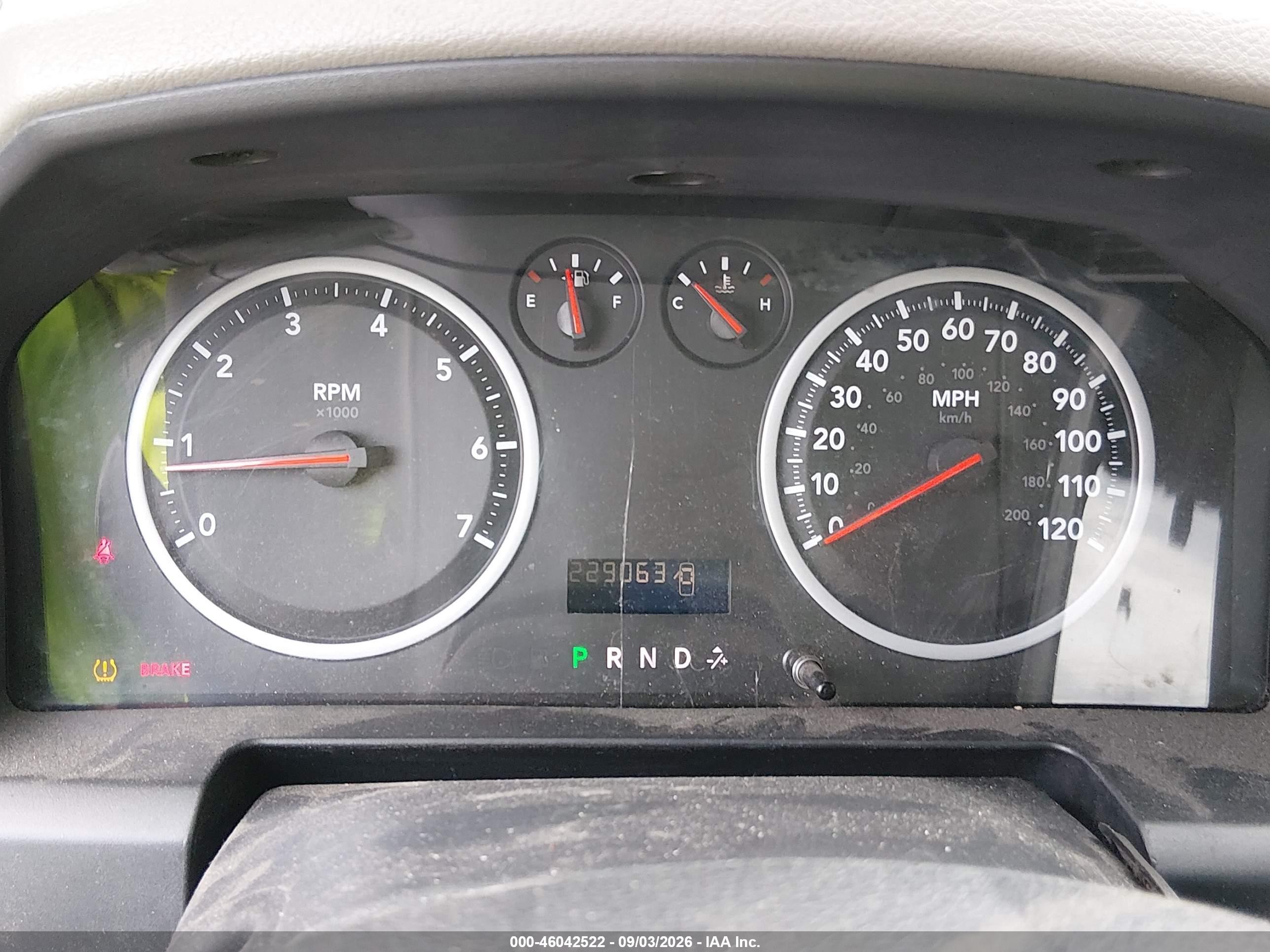 2012 Ram 1500 Express White vin: 1C6RD7KT6CS345917