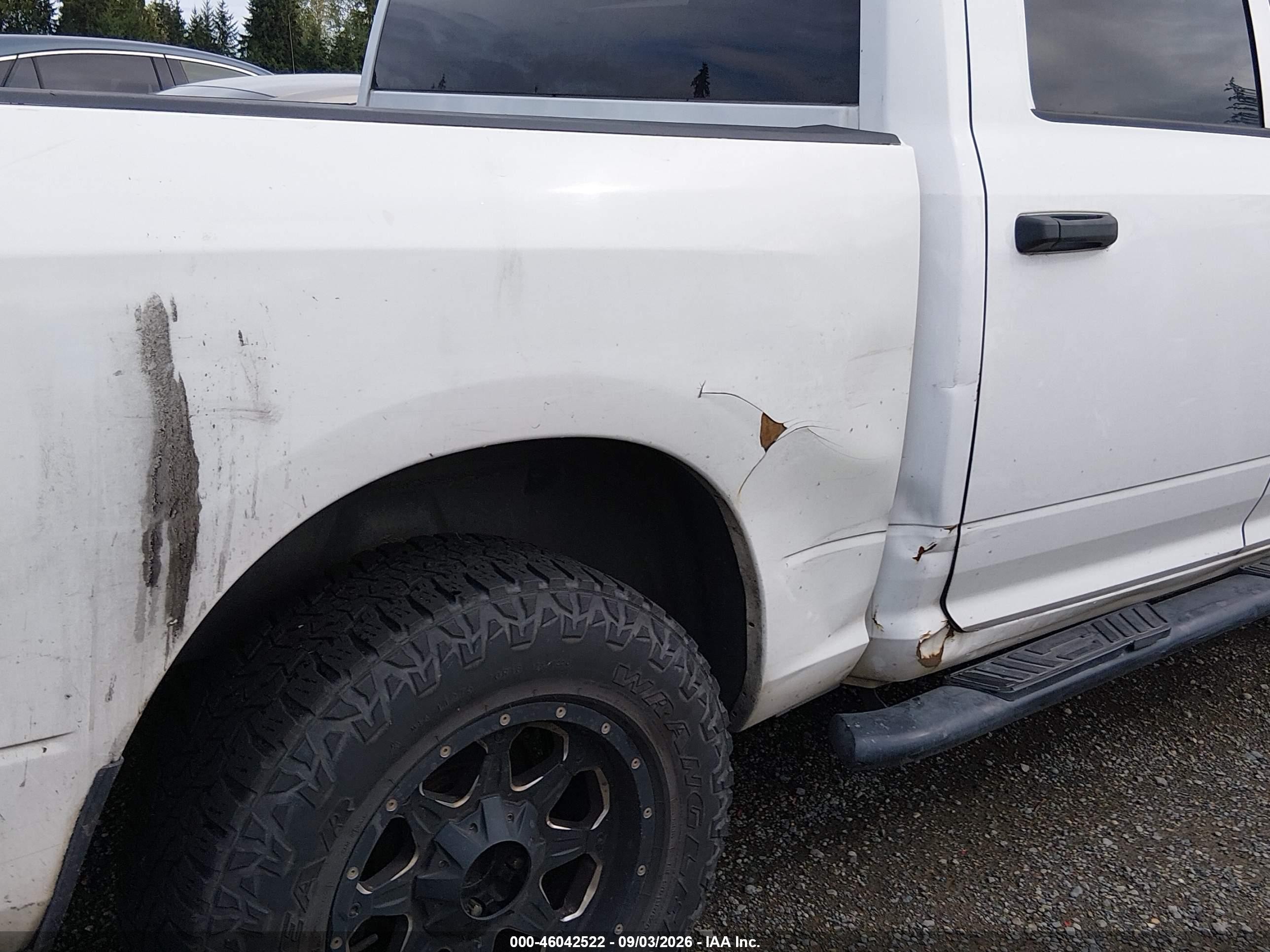 2012 Ram 1500 Express White vin: 1C6RD7KT6CS345917