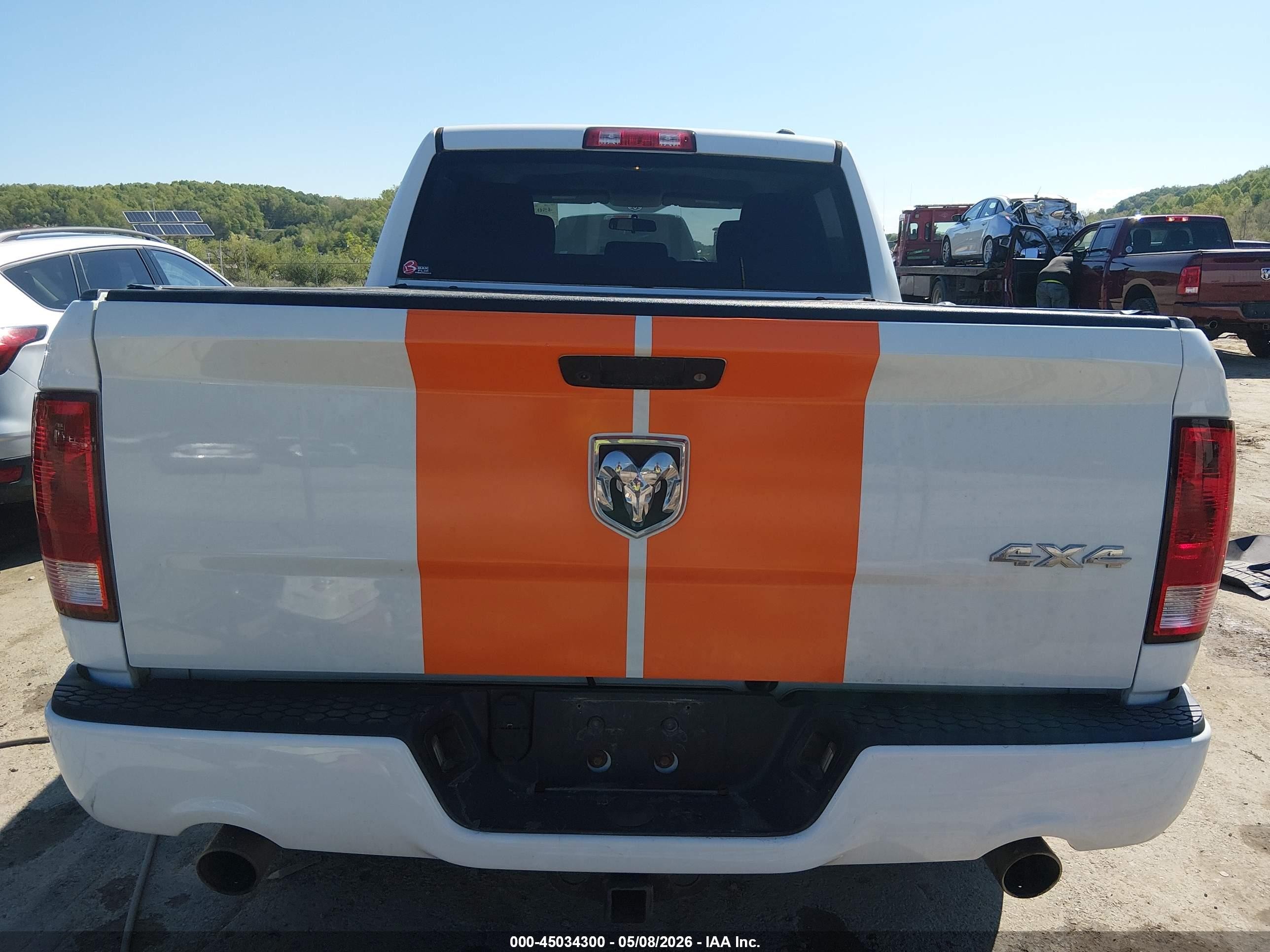 2012 Ram 1500 St White vin: 1C6RD7KTXCS208446