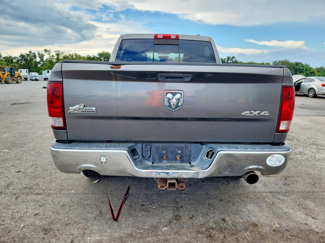 2012 Dodge Ram 1500 Slt Серый vin: 1C6RD7LT1CS320437