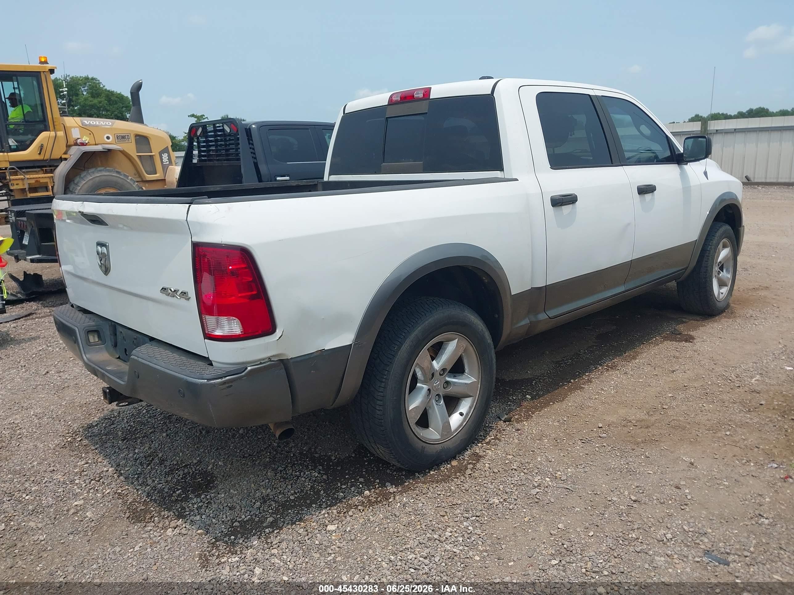 2012 Ram 1500 Outdoorsman White vin: 1C6RD7LT3CS209937