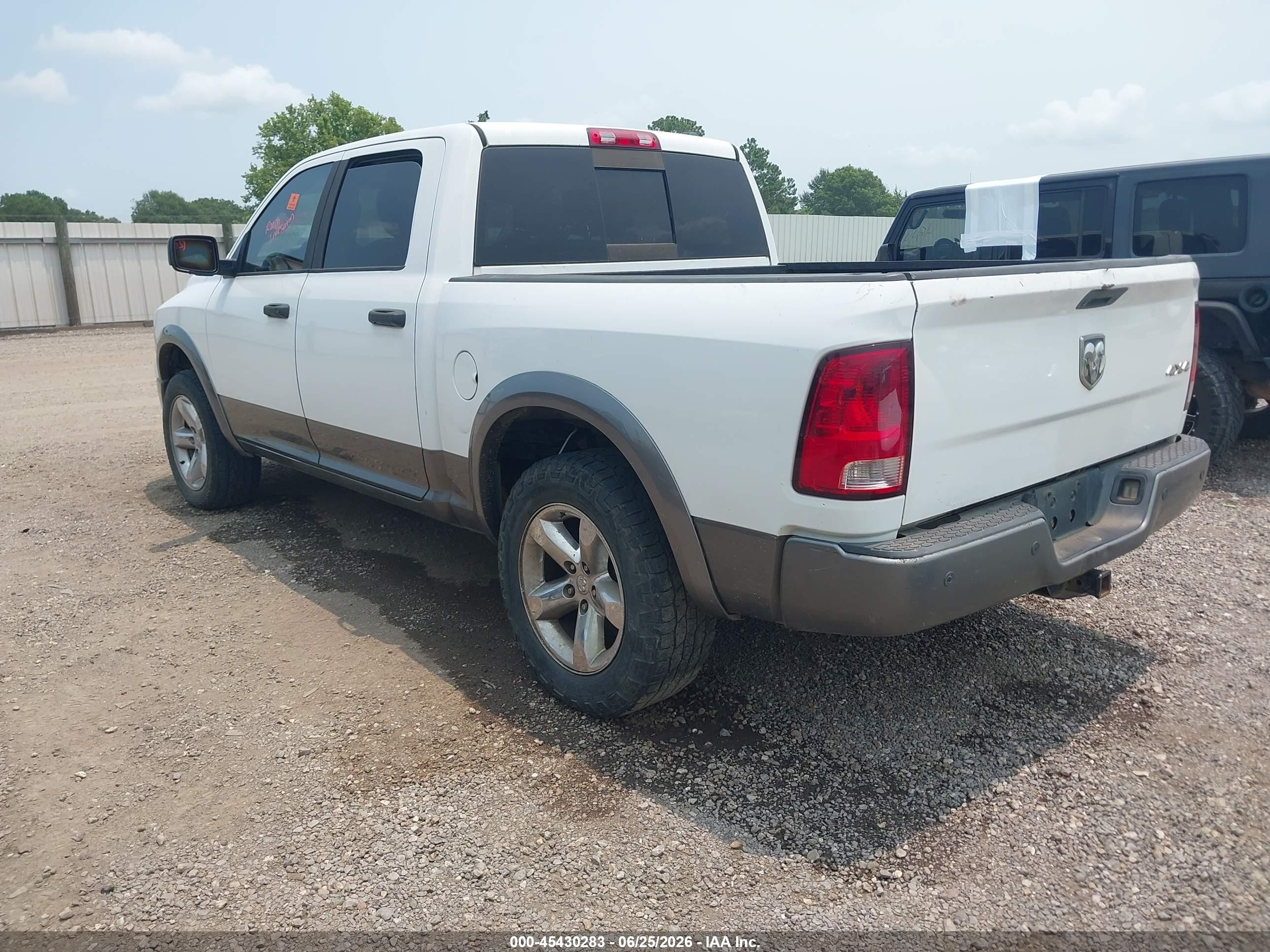 2012 Ram 1500 Outdoorsman White vin: 1C6RD7LT3CS209937