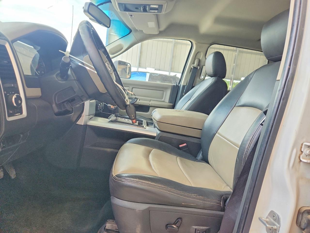 2012 Dodge Ram 1500 Slt White vin: 1C6RD7LT4CS188127