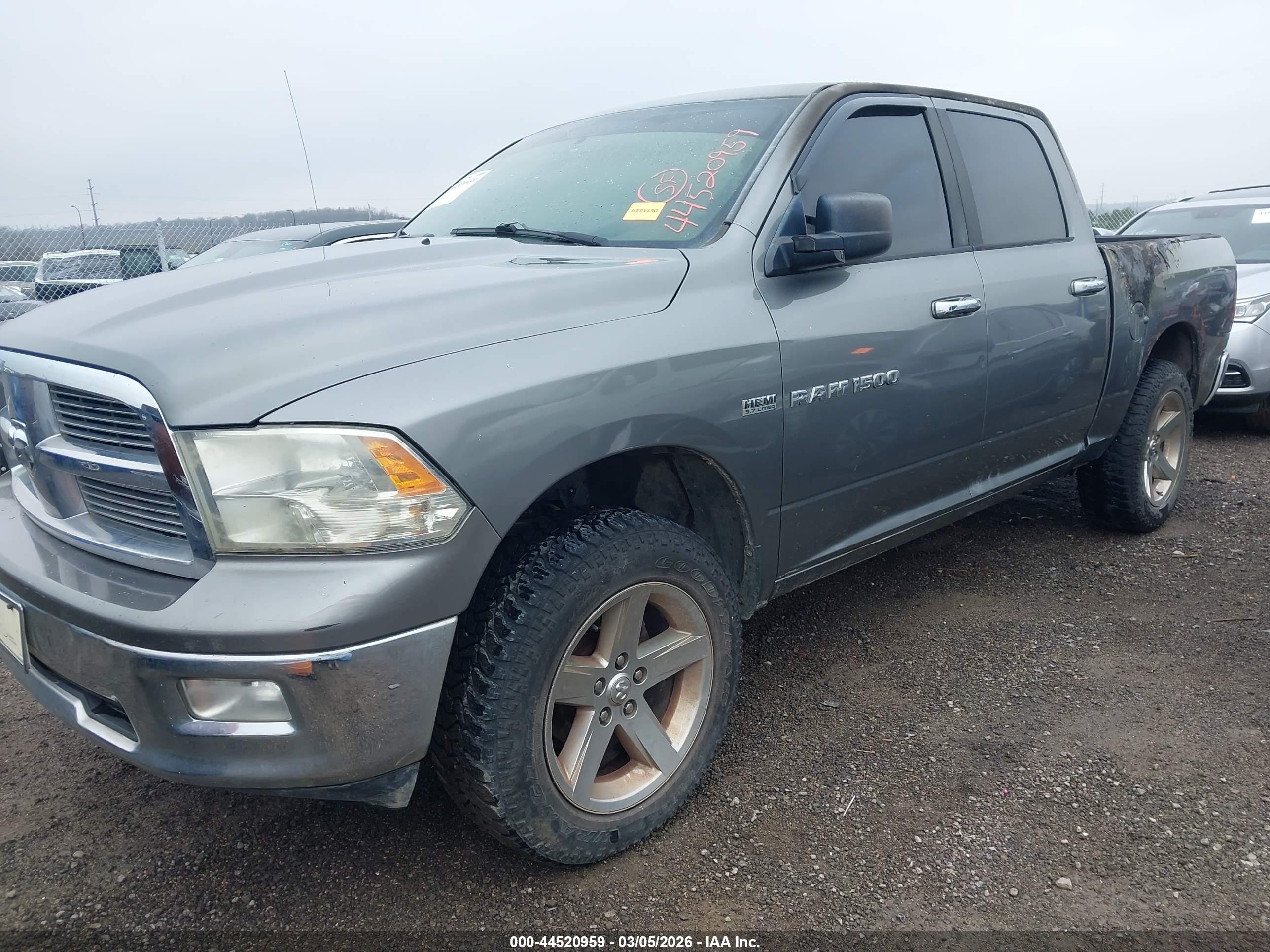 2012 Ram 1500 Slt Gray vin: 1C6RD7LT9CS320444