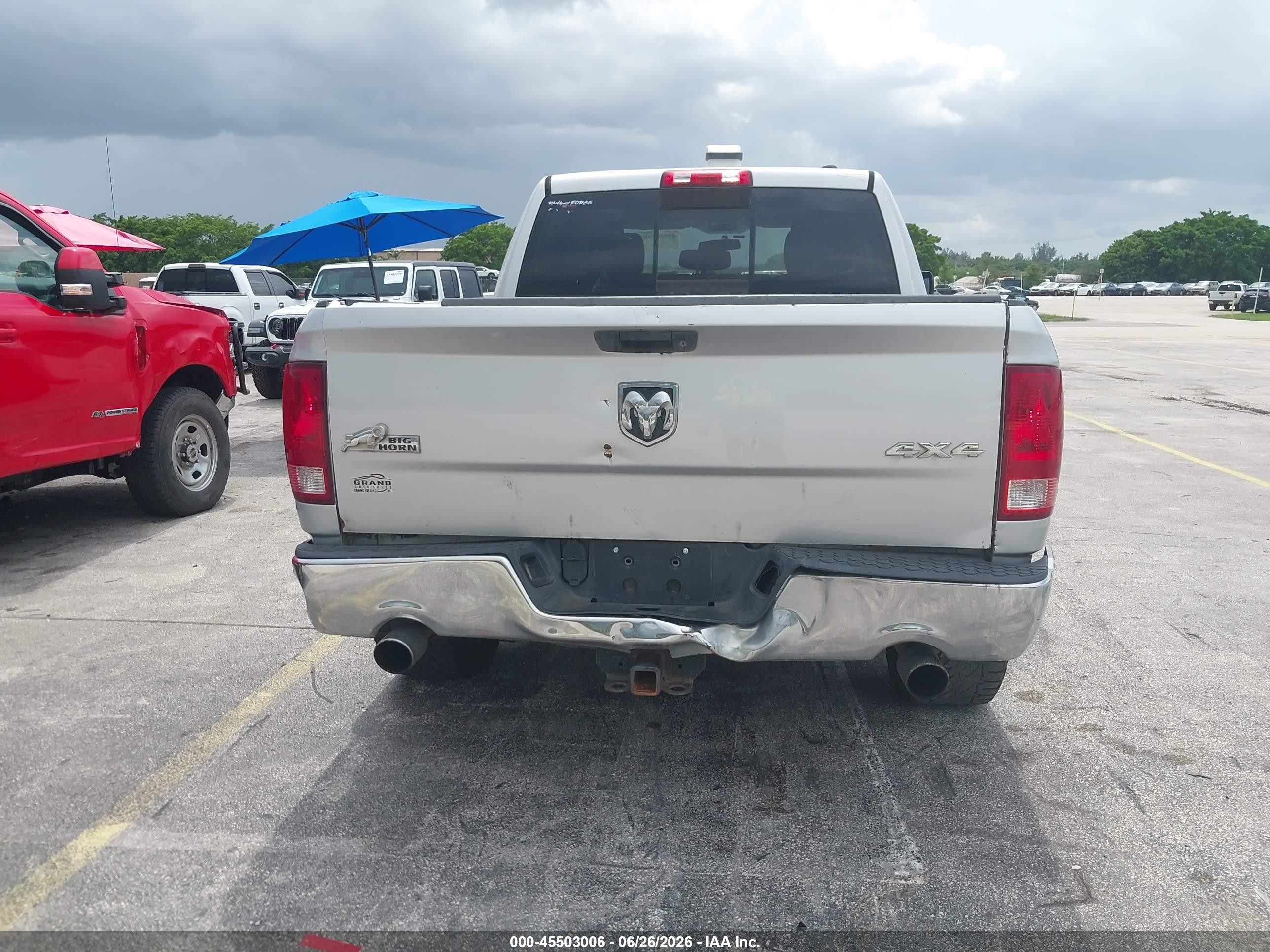 2012 Ram 1500 Slt Silver vin: 1C6RD7LTXCS107518