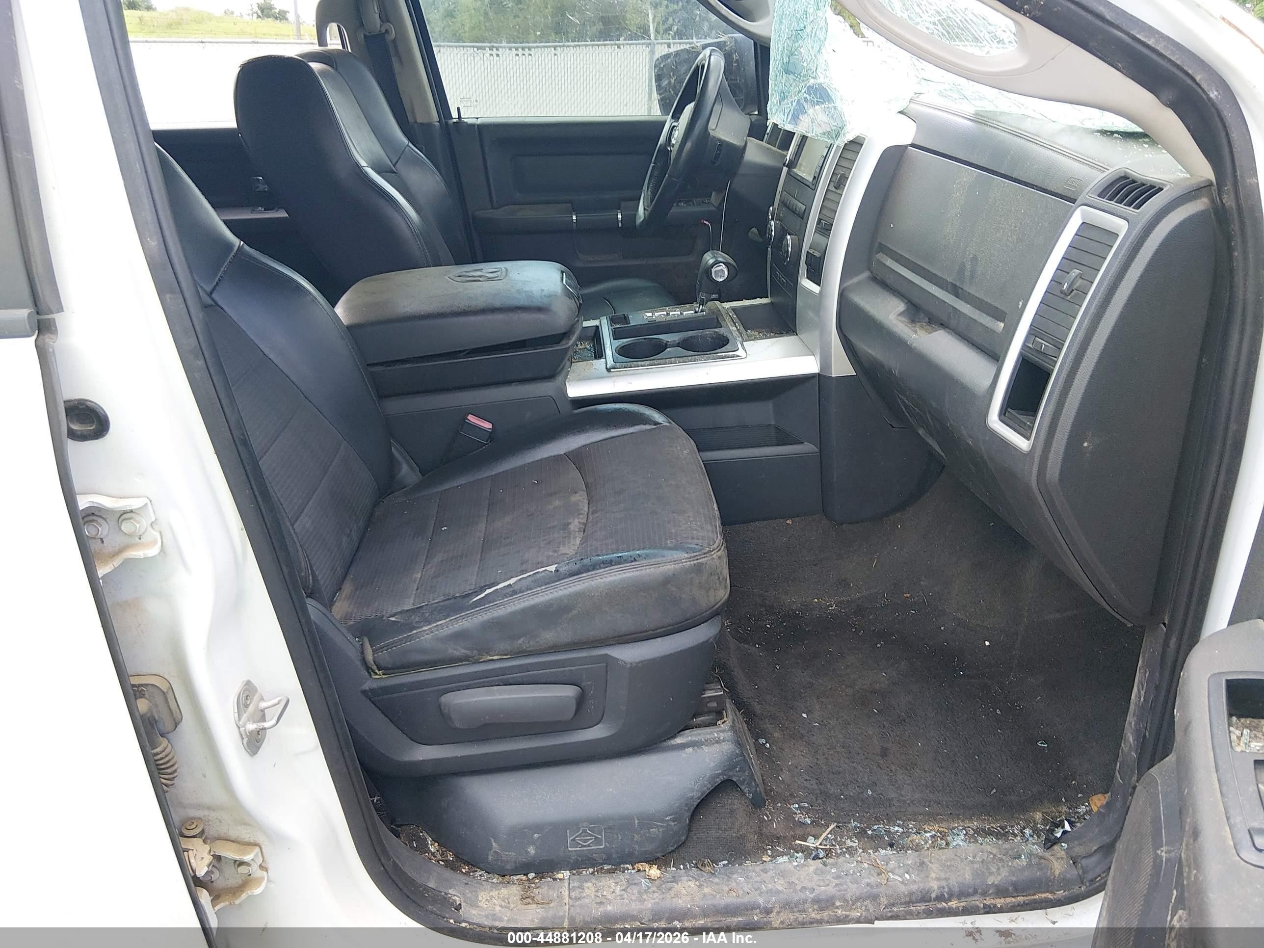2012 Ram 1500 Sport White vin: 1C6RD7MT0CS176314