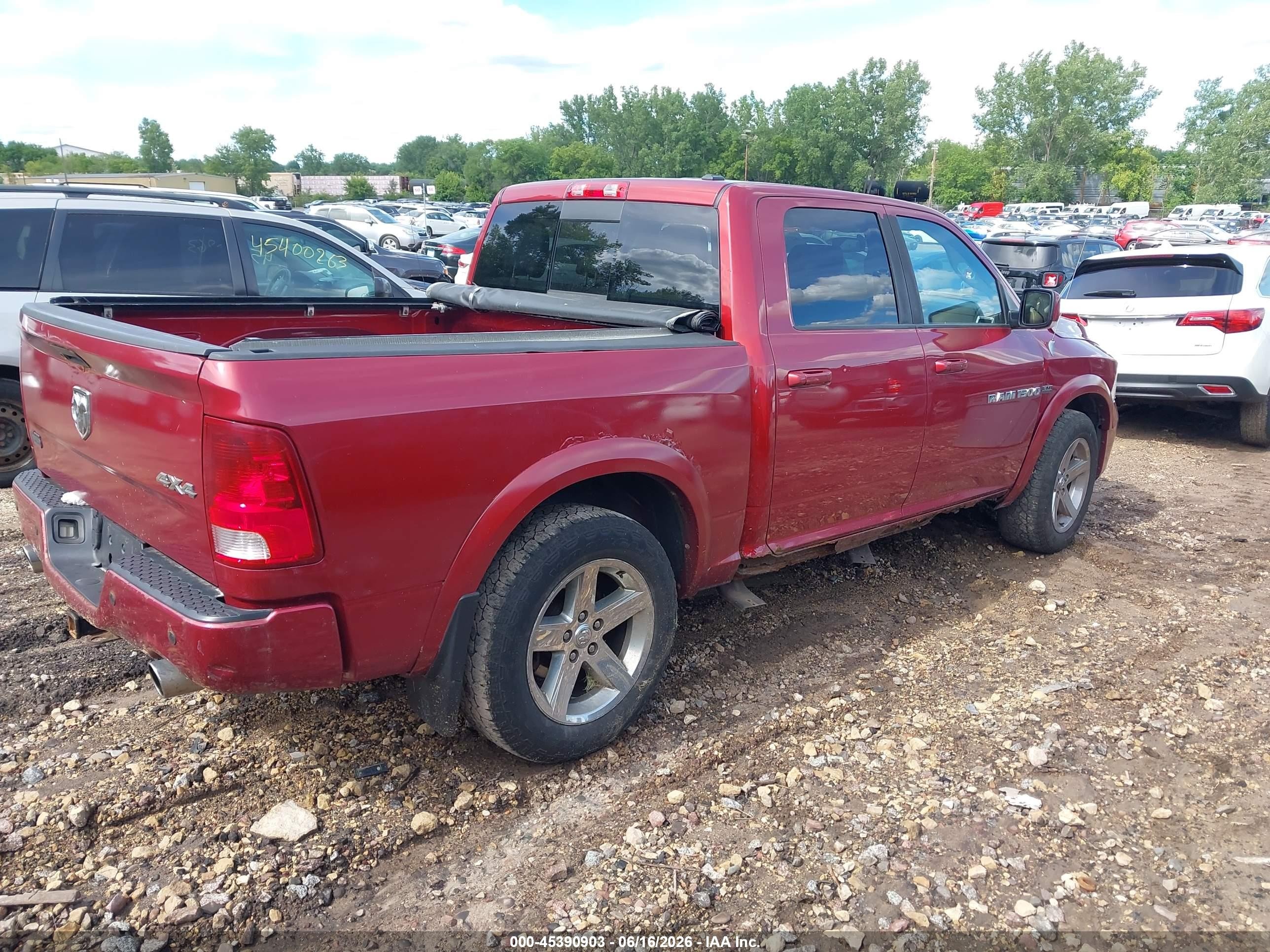2012 Ram 1500 Sport Red vin: 1C6RD7MT1CS125324