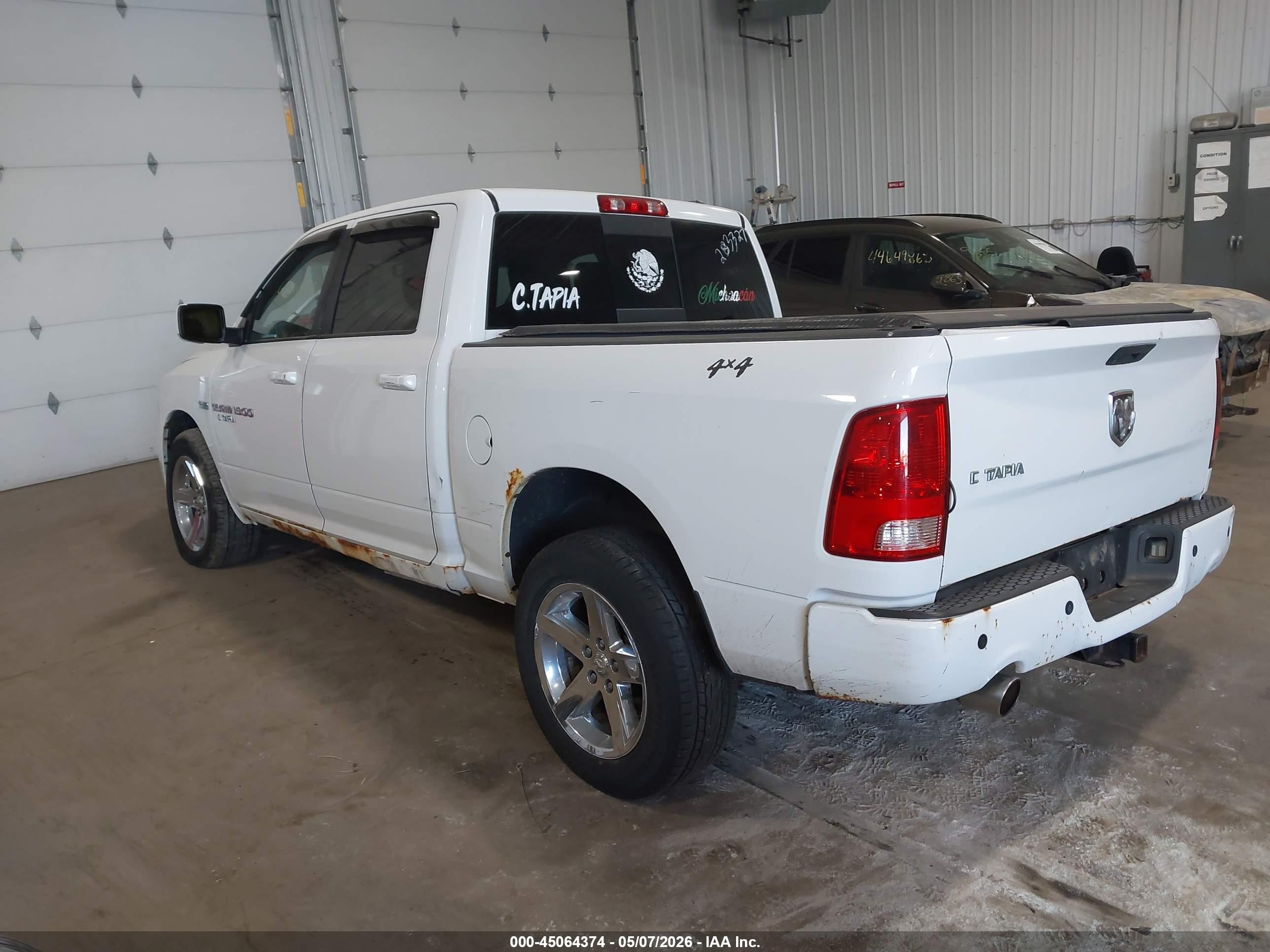 2012 Ram 1500 Sport White vin: 1C6RD7MT1CS189024