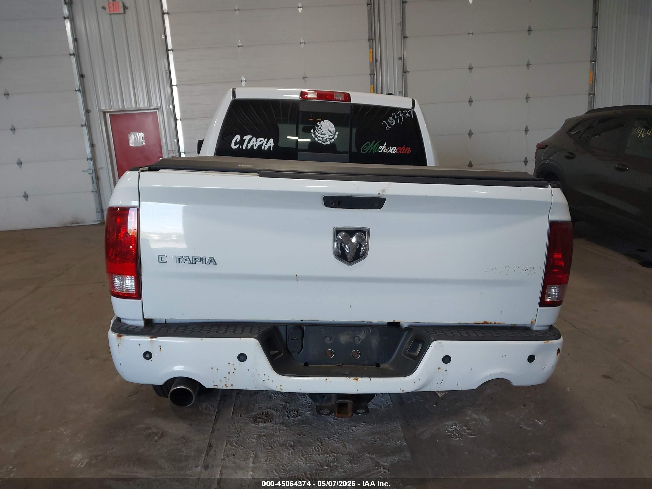 2012 Ram 1500 Sport White vin: 1C6RD7MT1CS189024