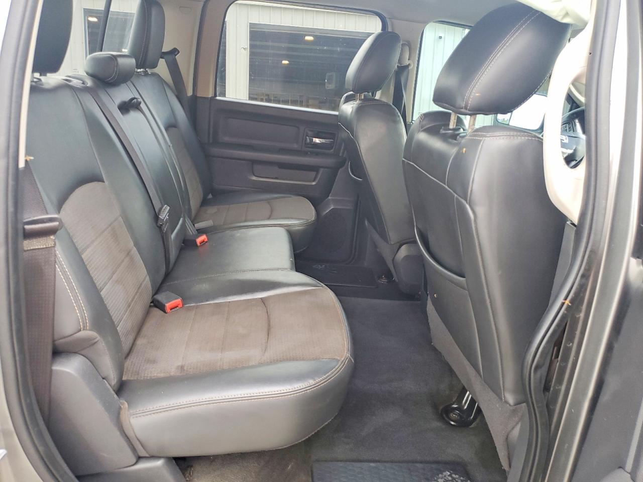 2012 Dodge Ram 1500 Sport Silver vin: 1C6RD7MT3CS192684