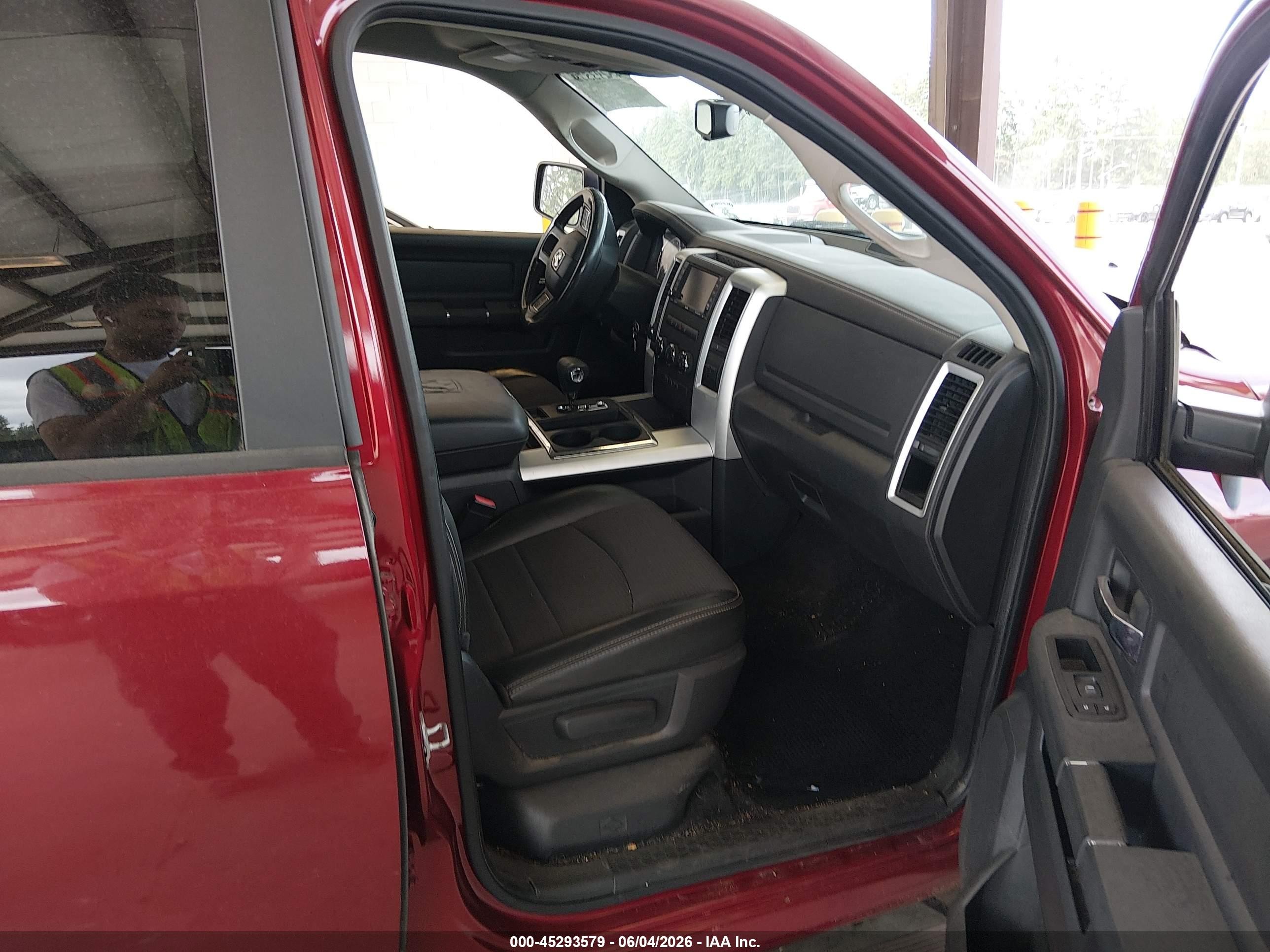 2012 Ram 1500 Sport Red vin: 1C6RD7MT3CS314590