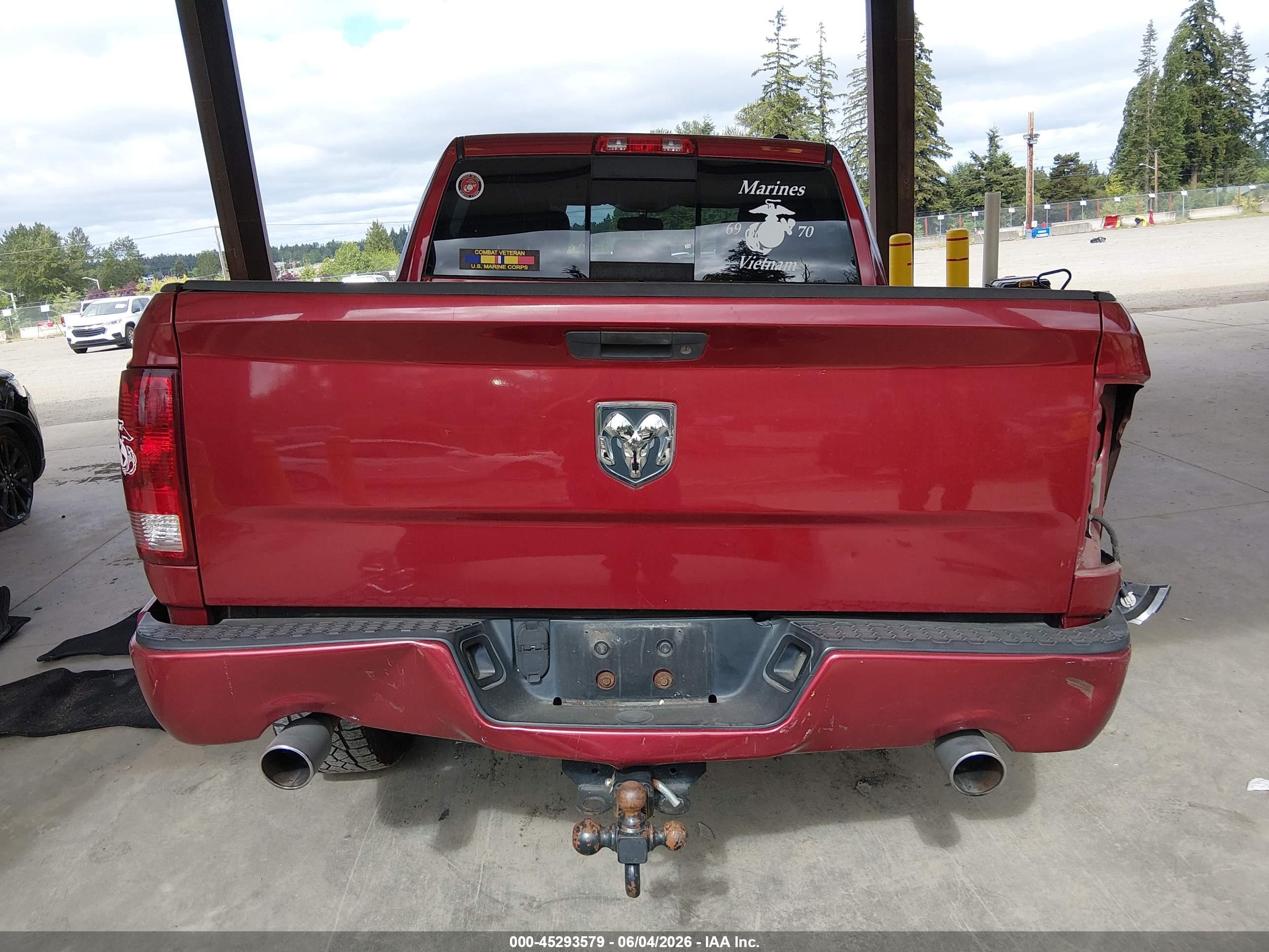 2012 Ram 1500 Sport Red vin: 1C6RD7MT3CS314590