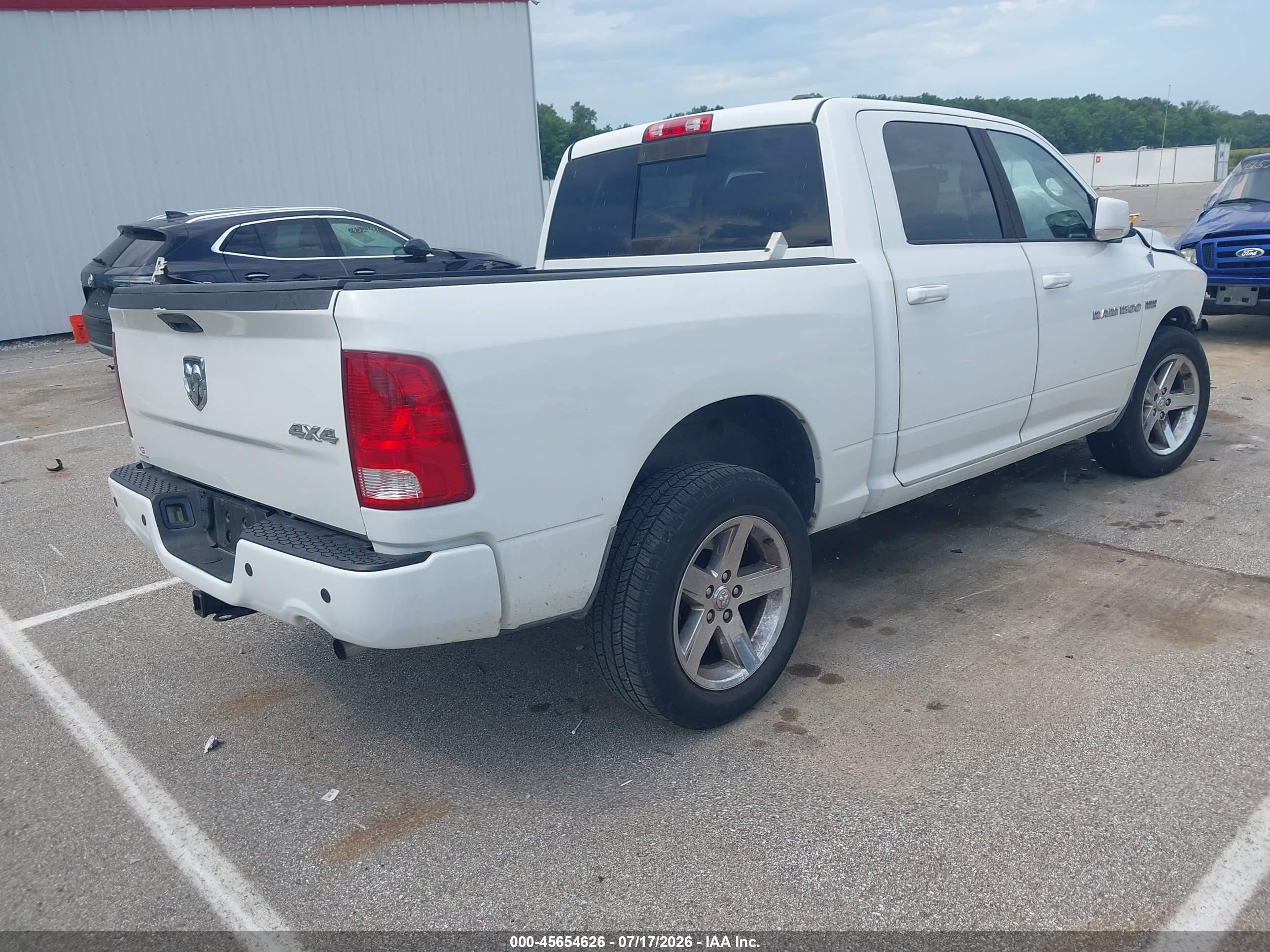 2012 Ram 1500 Sport White vin: 1C6RD7MT8CS126325