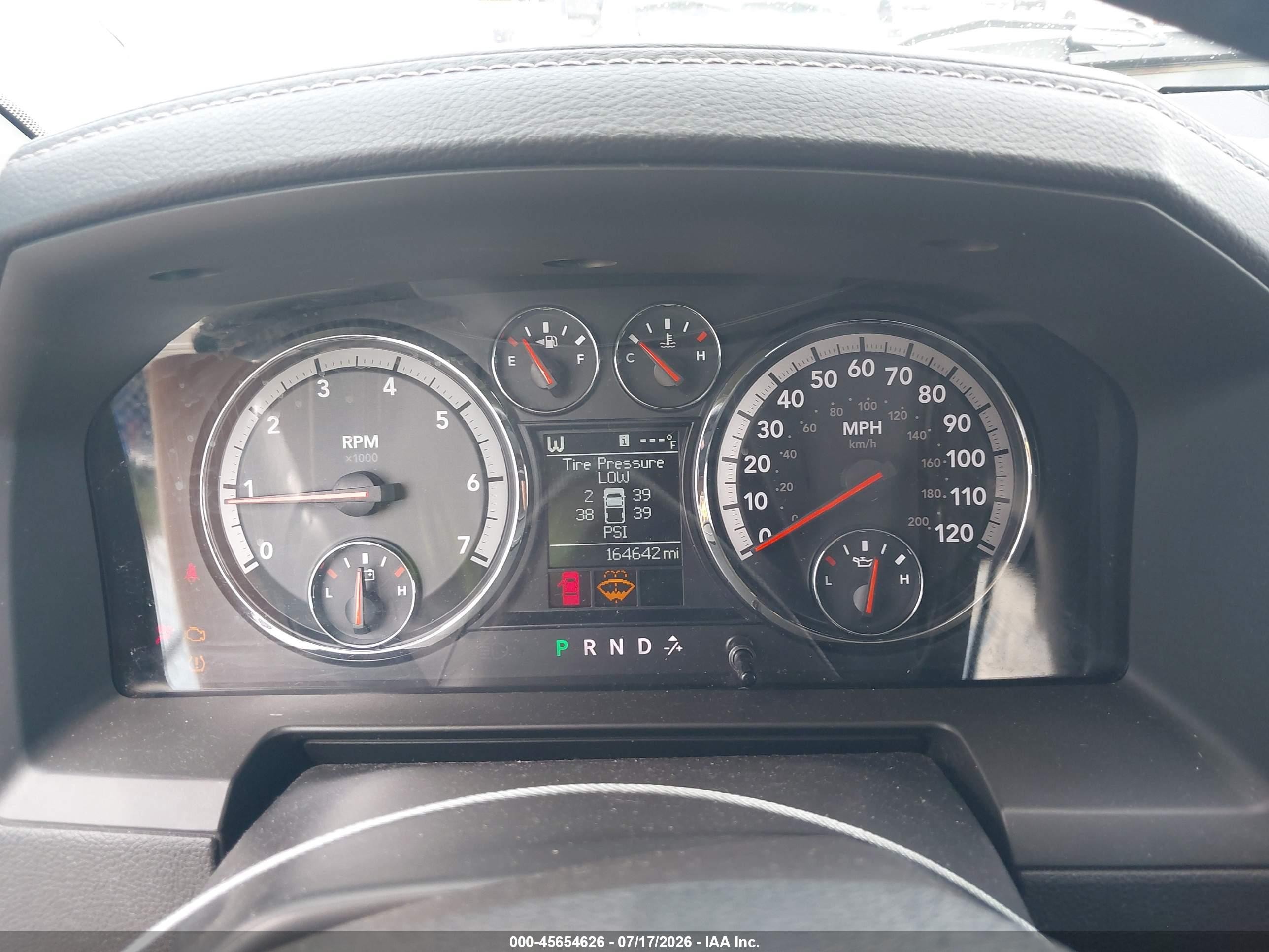 2012 Ram 1500 Sport White vin: 1C6RD7MT8CS126325