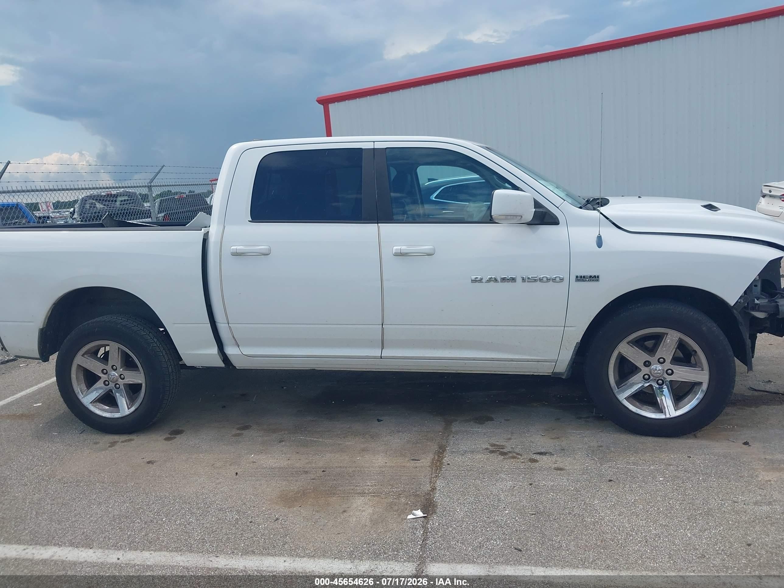2012 Ram 1500 Sport White vin: 1C6RD7MT8CS126325