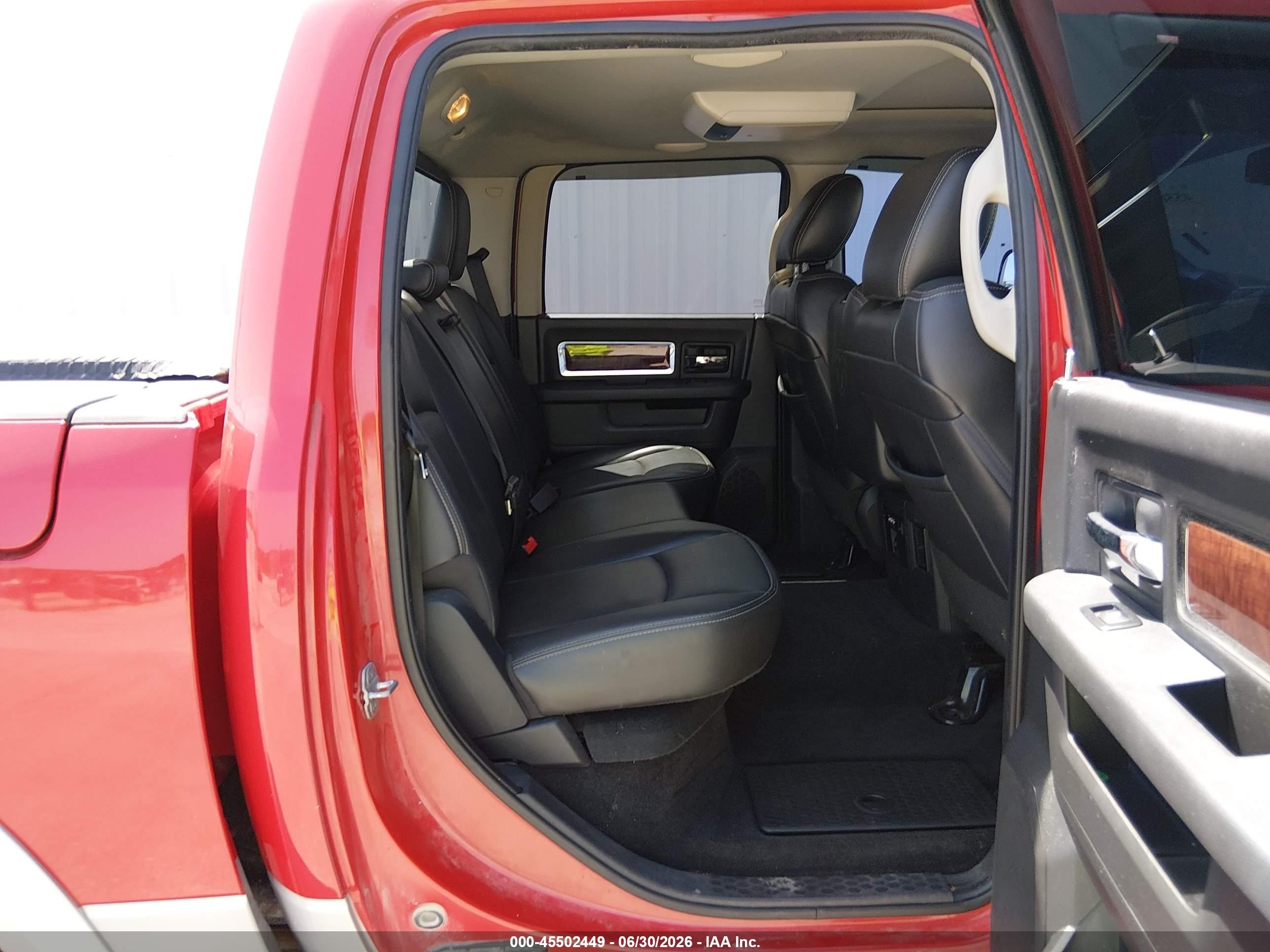 2012 Ram 1500 Laramie Red vin: 1C6RD7NT0CS287783