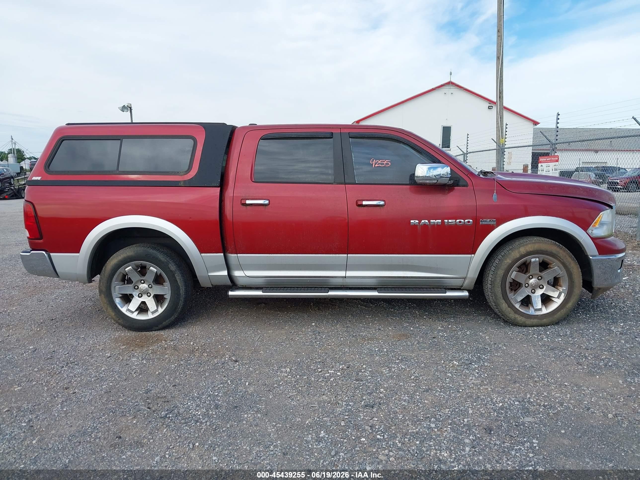 2012 Ram 1500 Laramie Maroon vin: 1C6RD7NT2CS258219