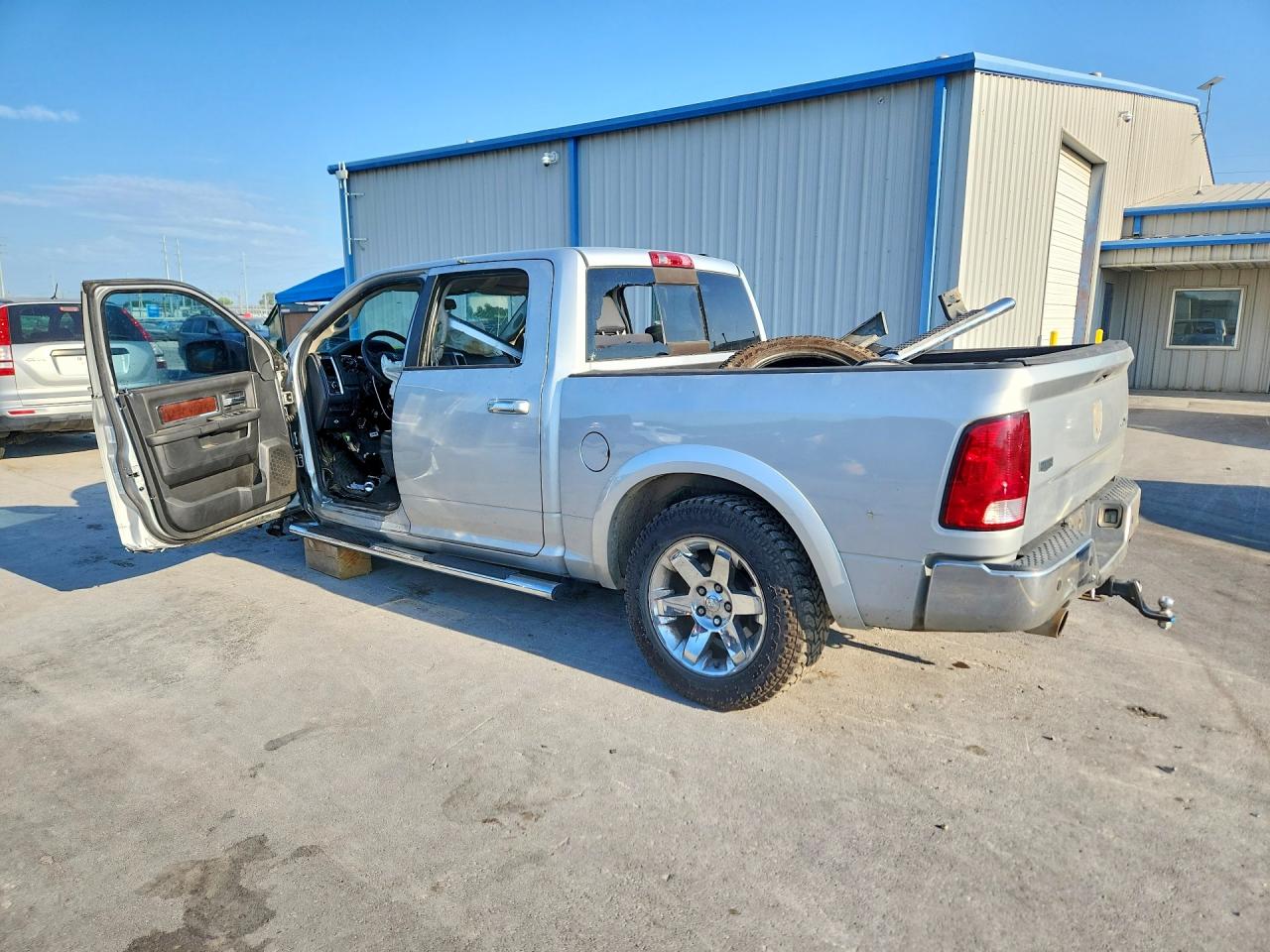 2012 Dodge Ram 1500 Laramie Silver vin: 1C6RD7NT2CS315194