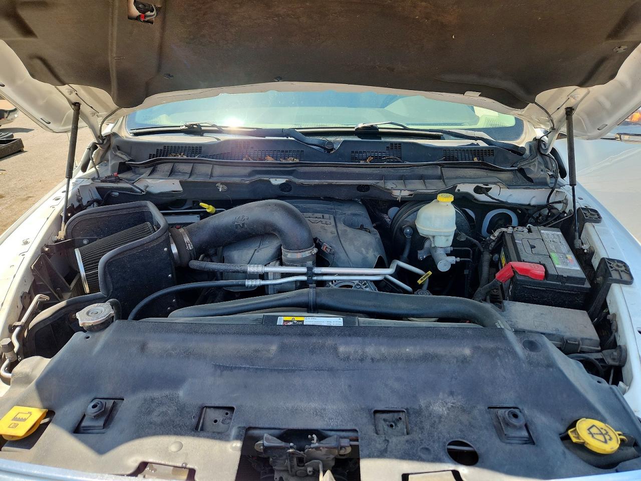 2012 Dodge Ram 1500 Laramie White vin: 1C6RD7NT2CS328267