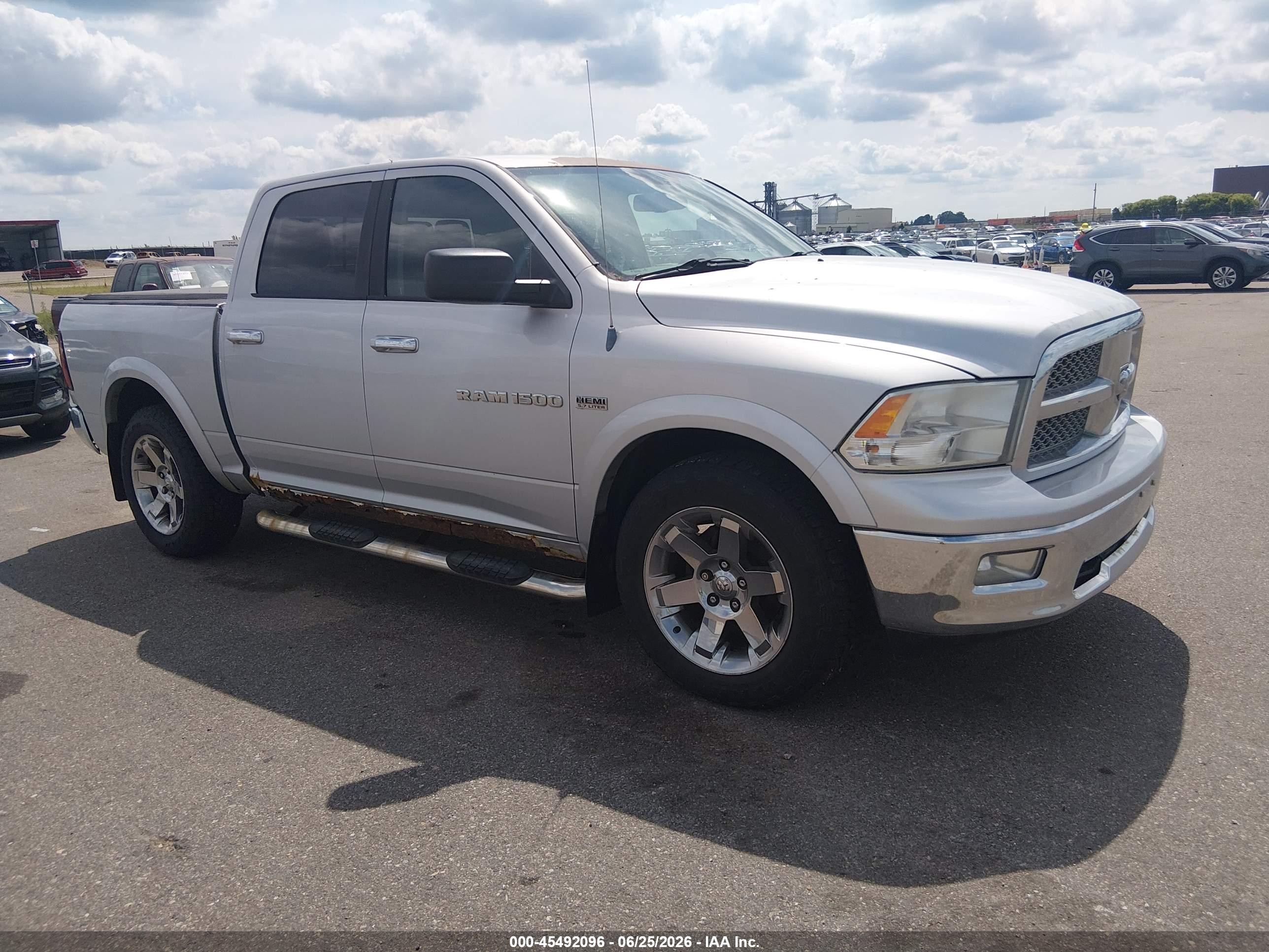 2012 Ram 1500 Laramie Серебряный vin: 1C6RD7NT3CS276700
