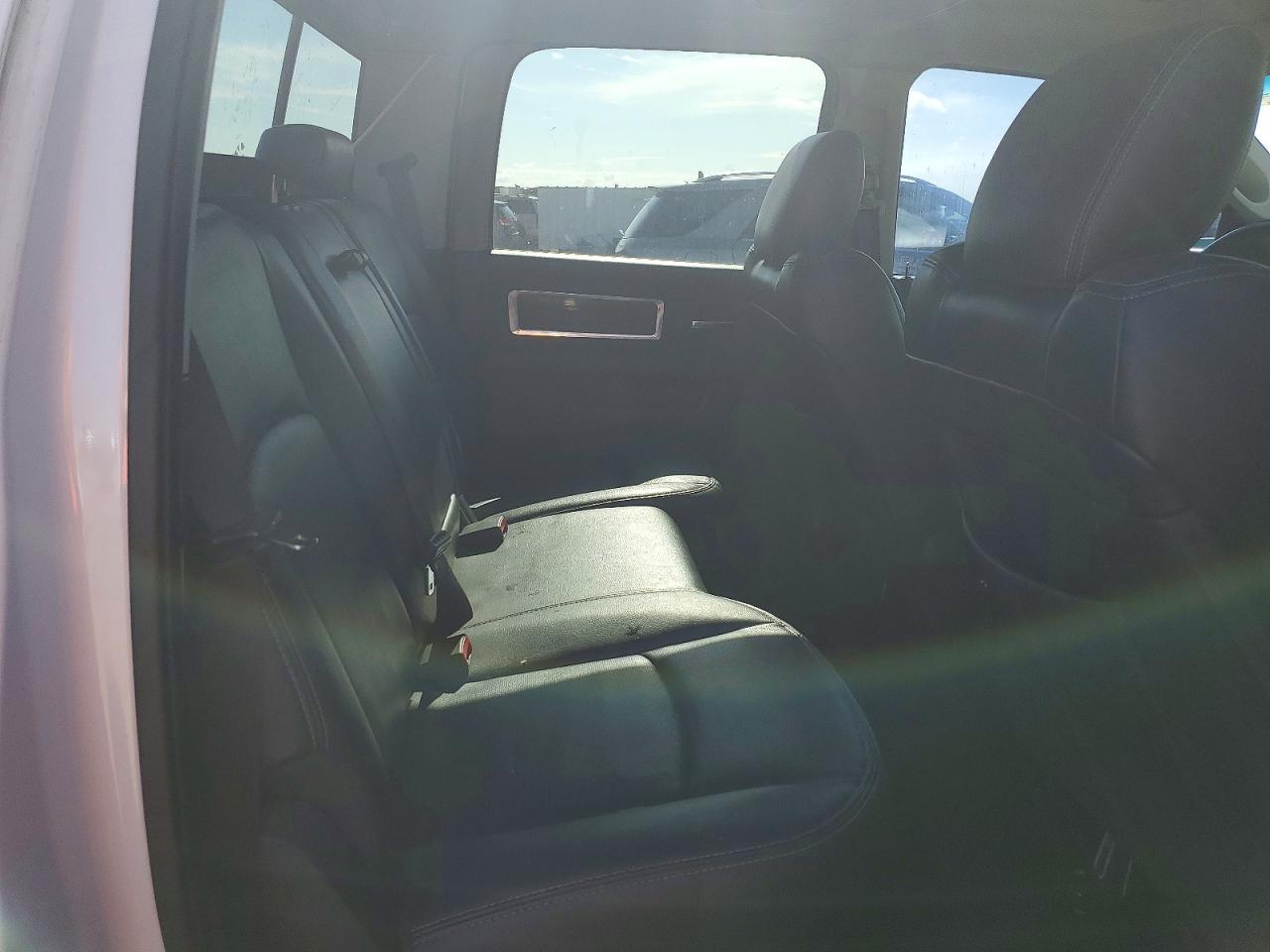 2012 Dodge Ram 1500 Laramie White vin: 1C6RD7NT9CS280248