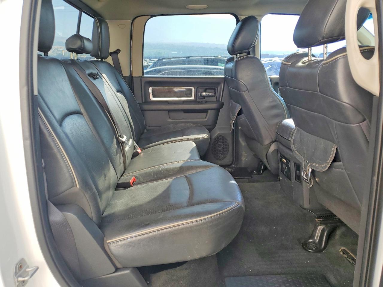 2012 Dodge Ram 1500 Longhorn Белый vin: 1C6RD7PT2CS295087